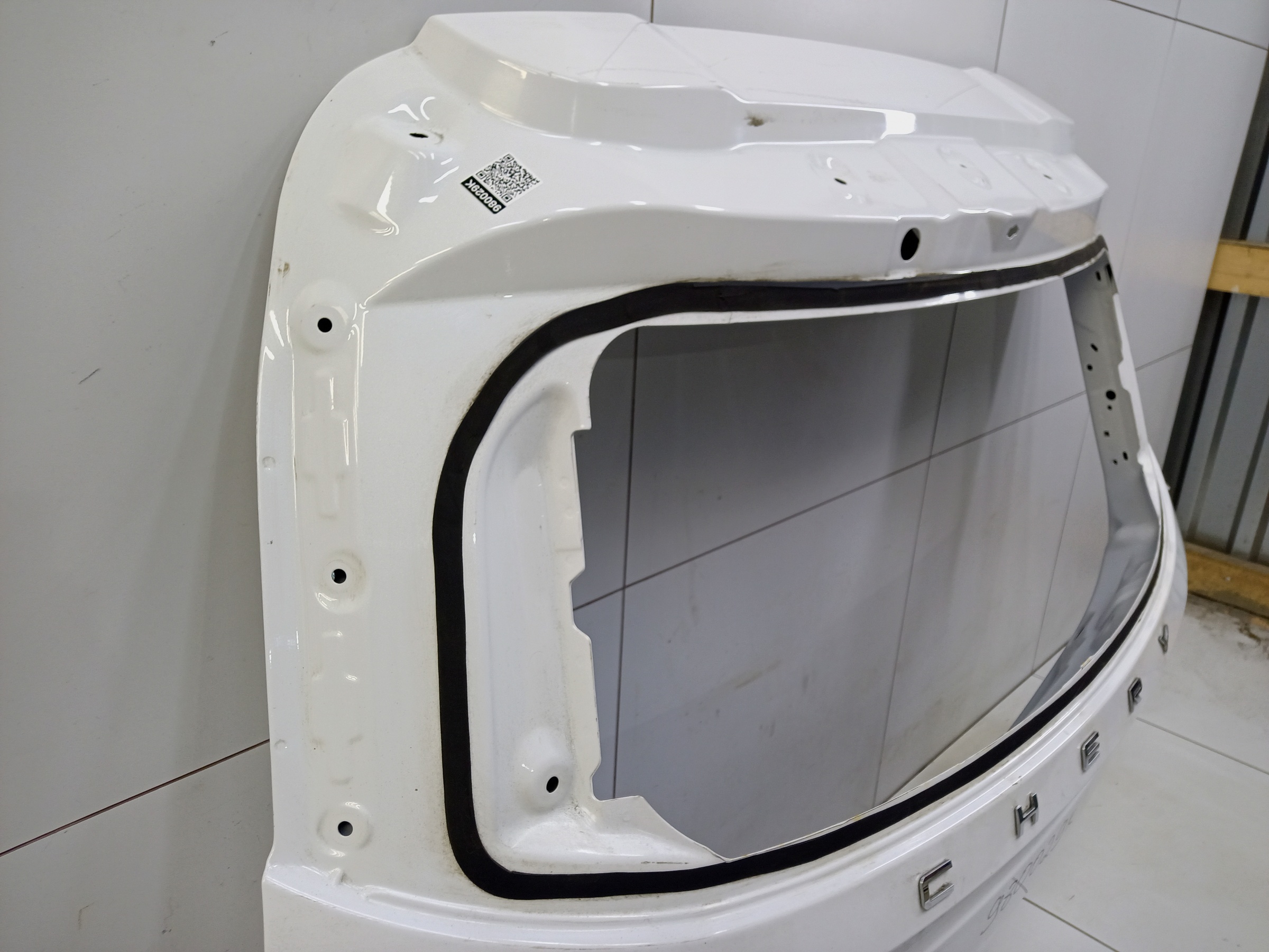 Крышка багажника Chery Tiggo 8 без датчика защемления