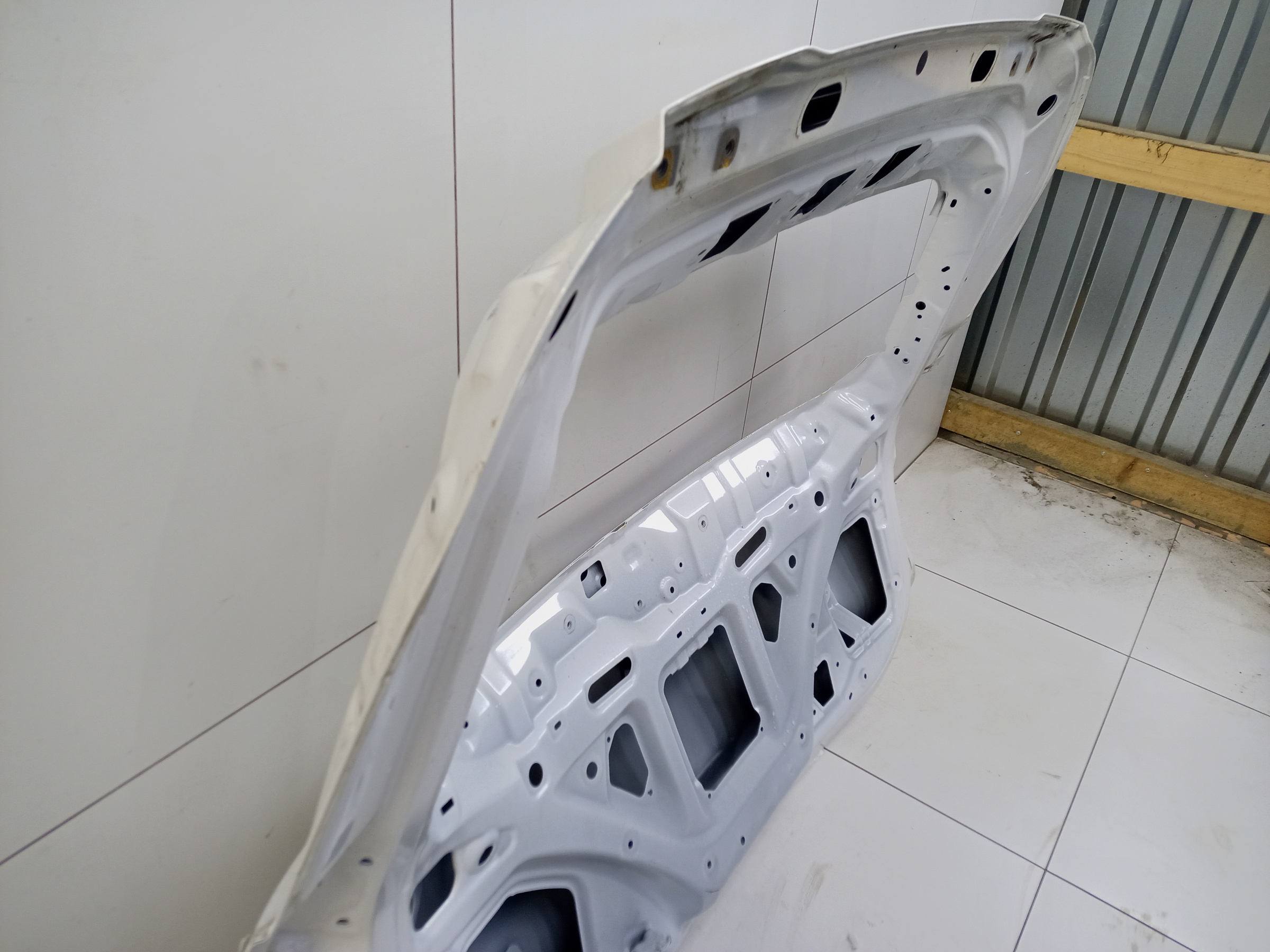 Крышка багажника Chery Tiggo 8 без датчика защемления