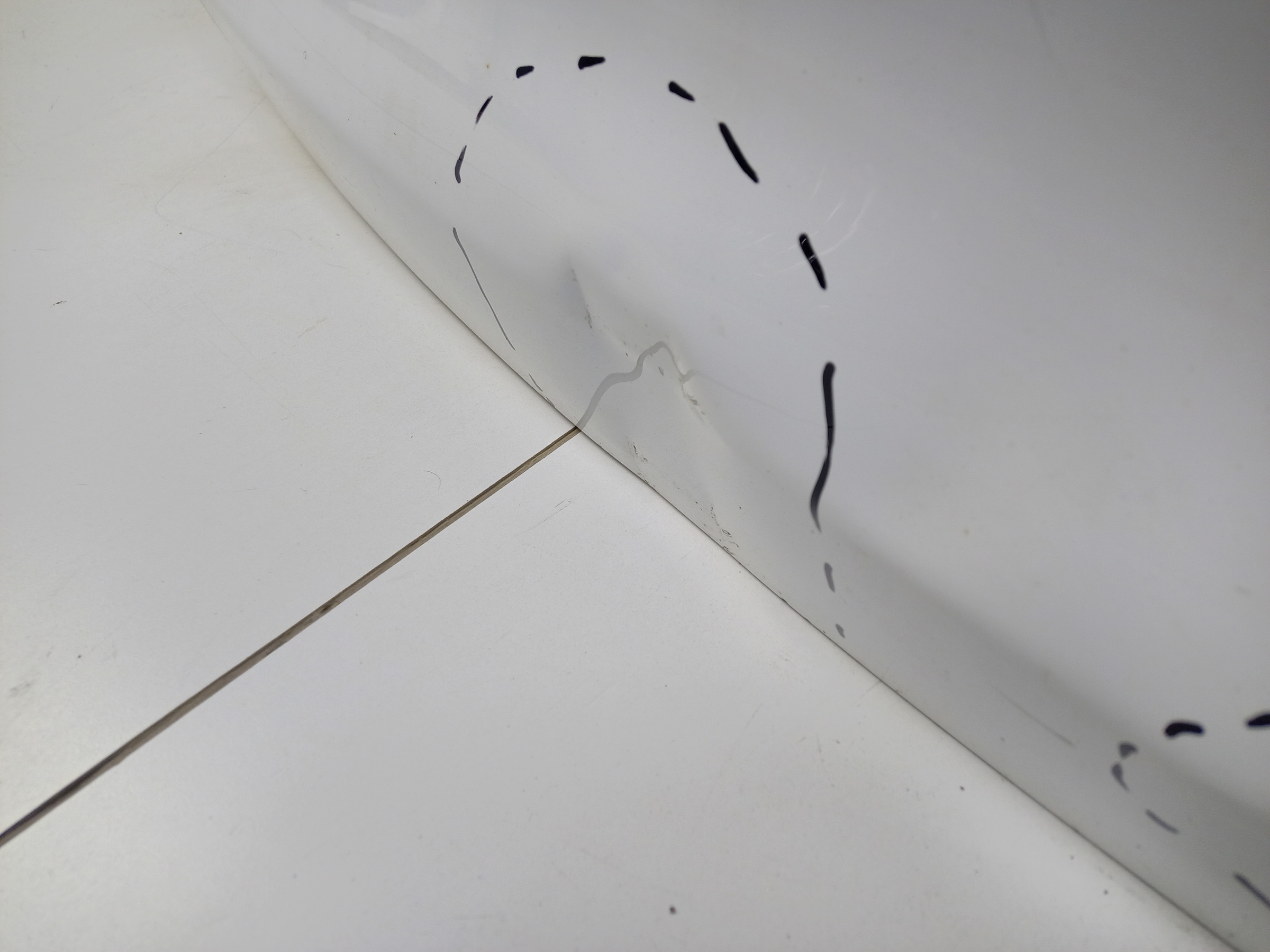 Крышка багажника Chery Tiggo 8 без датчика защемления