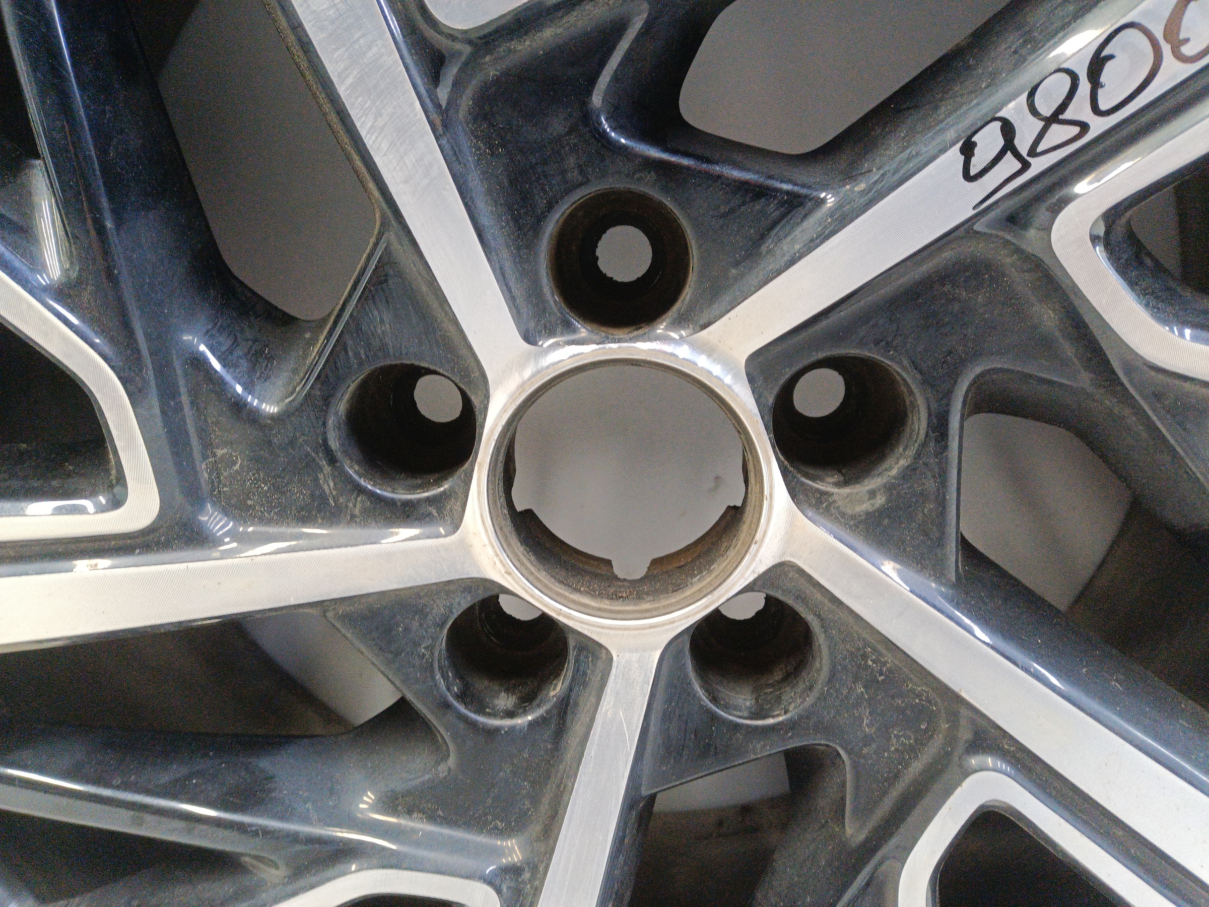 Диск колеса литой Haval Jolion R18