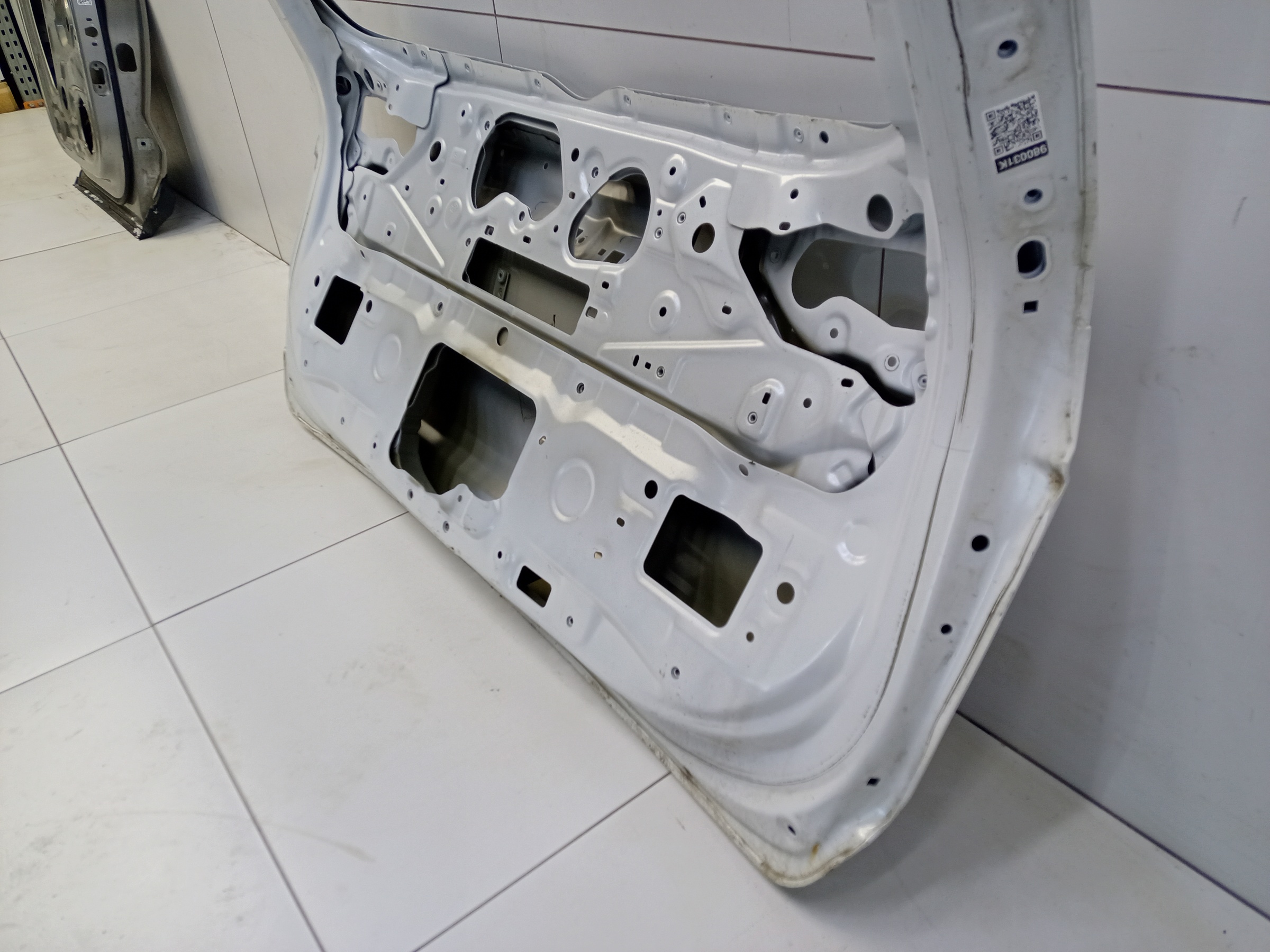 Крышка багажника Toyota RAV4 XA50