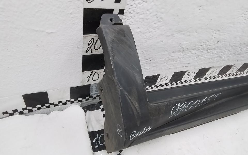 Накладка порога правого Geely Coolray