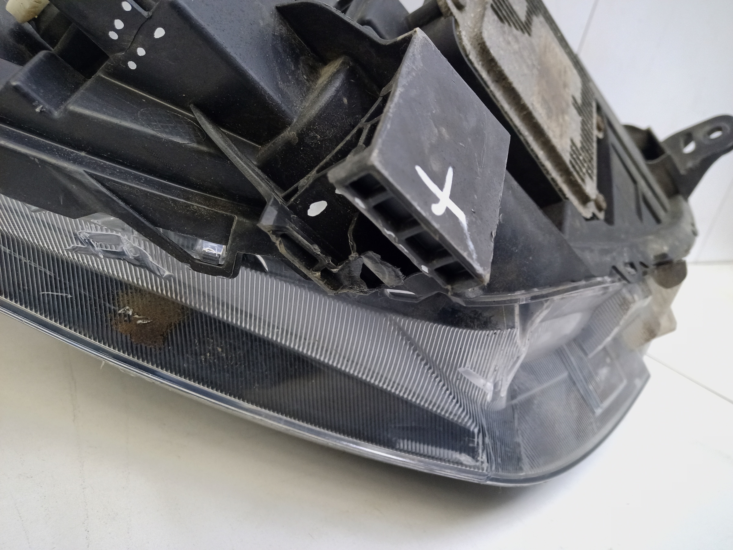 Фара передняя левая Haval Jolion LED