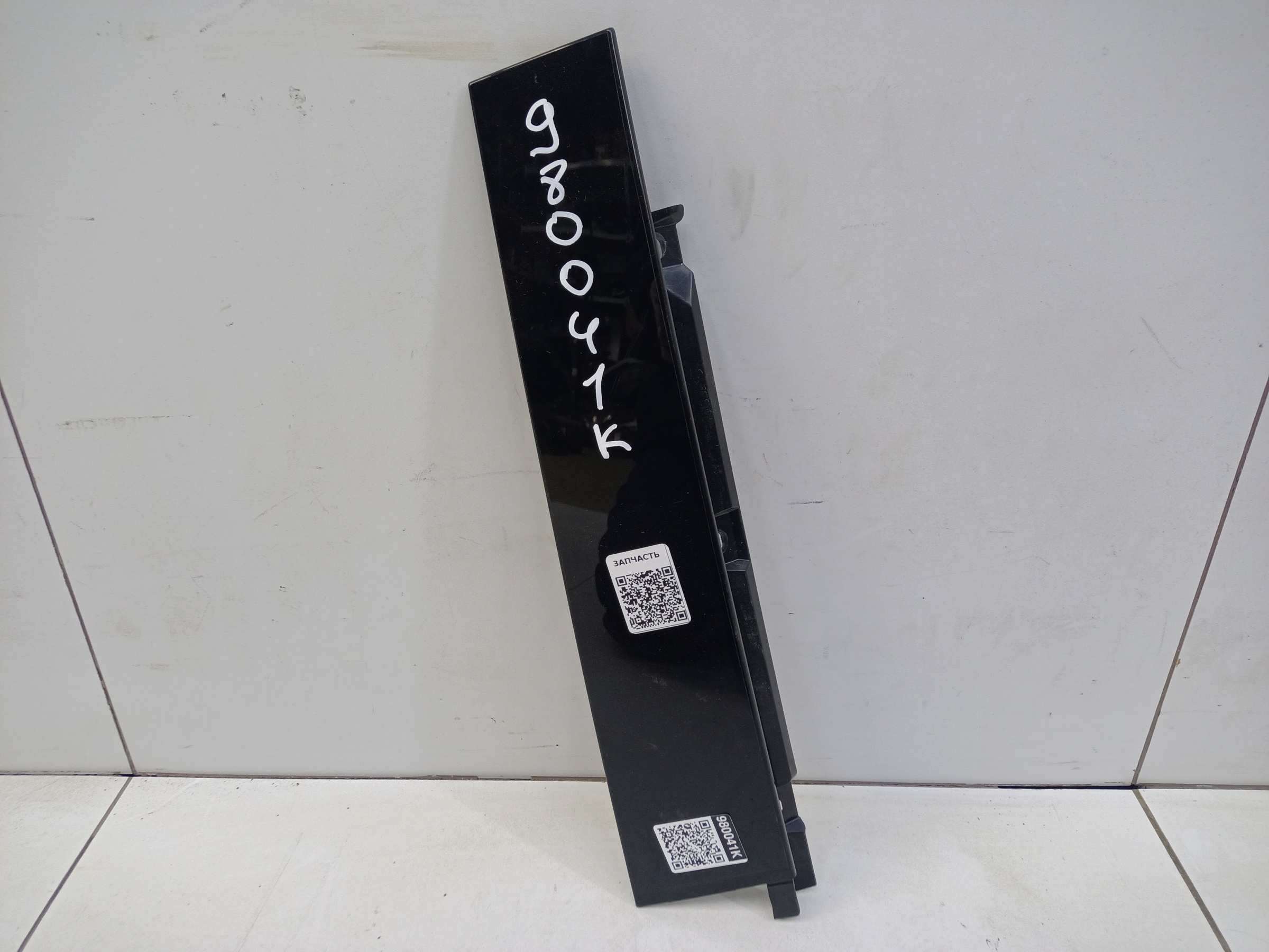 Накладка стойки двери задней левой Geely Tugella