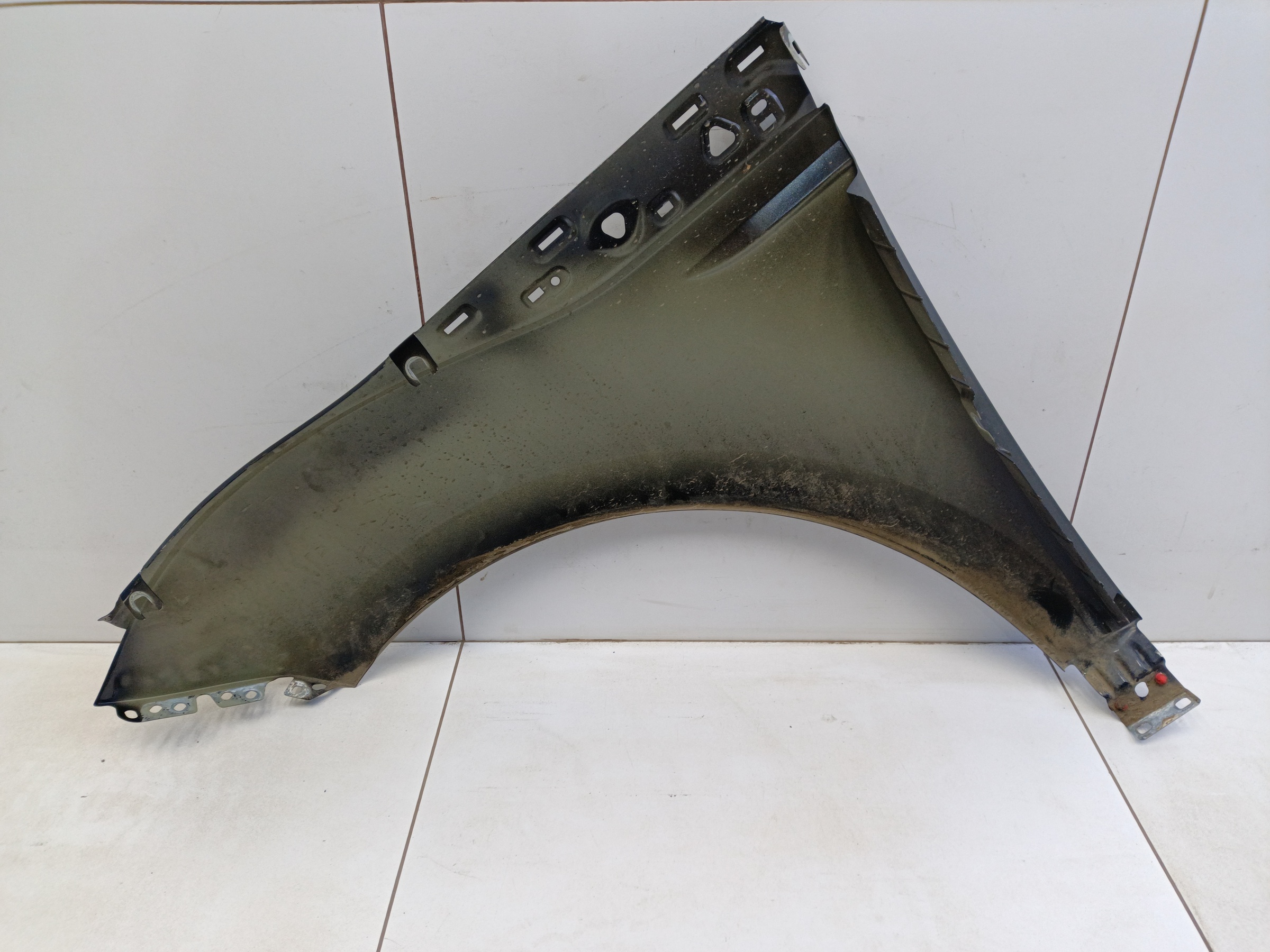 Крыло переднее правое Land Rover Range Rover Evoque 2