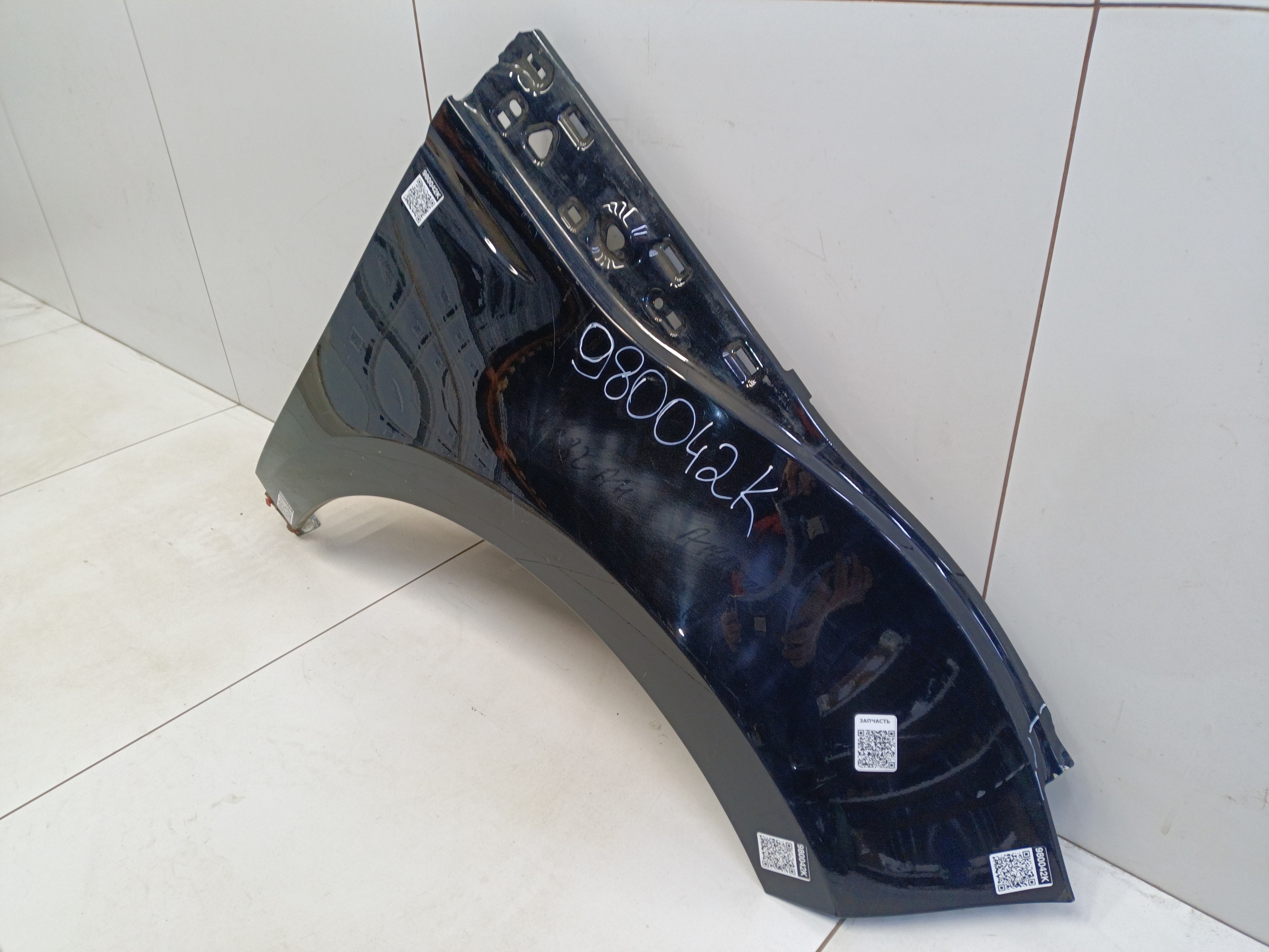 Крыло переднее правое Land Rover Range Rover Evoque 2