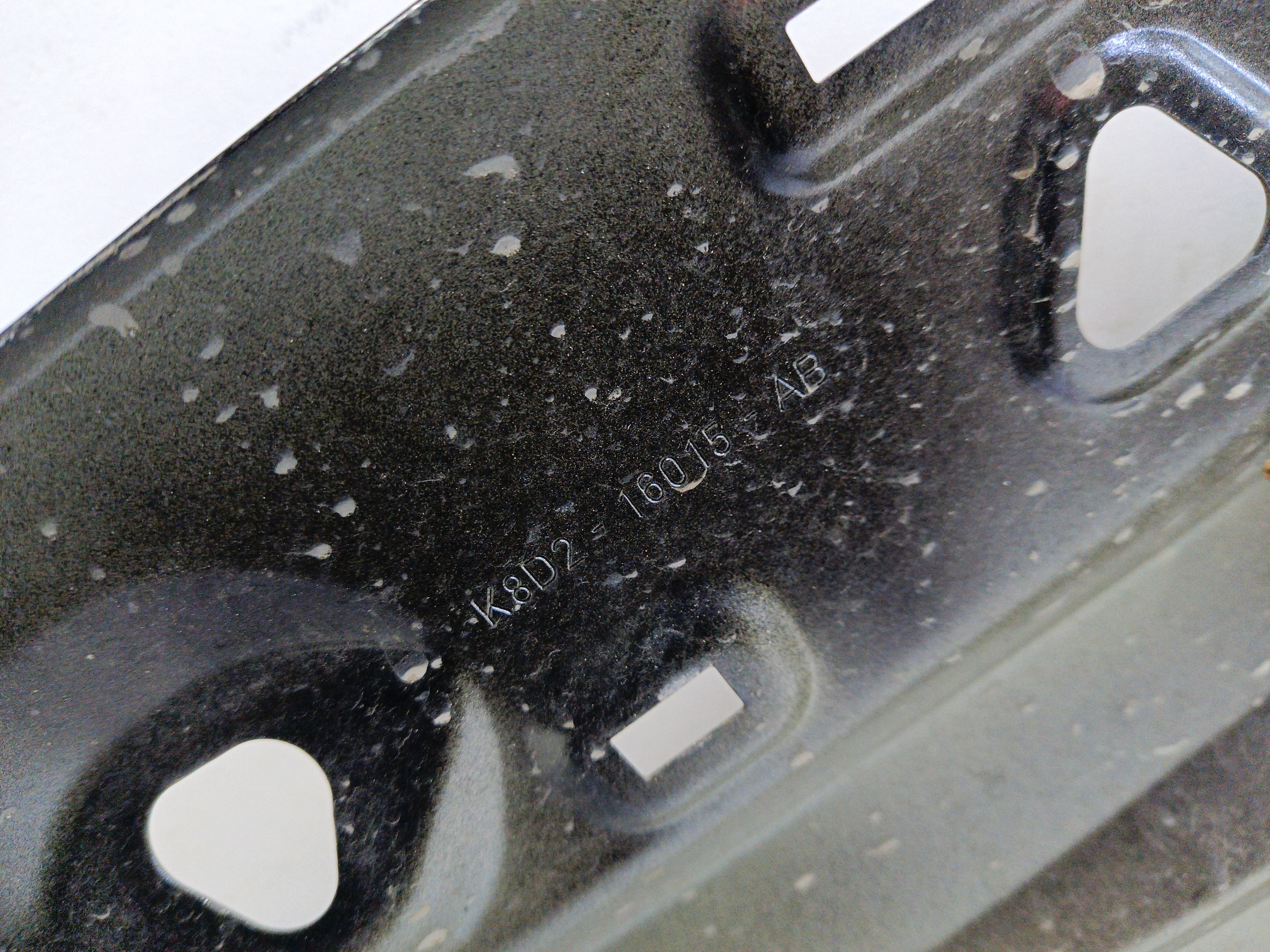 Крыло переднее правое Land Rover Range Rover Evoque 2