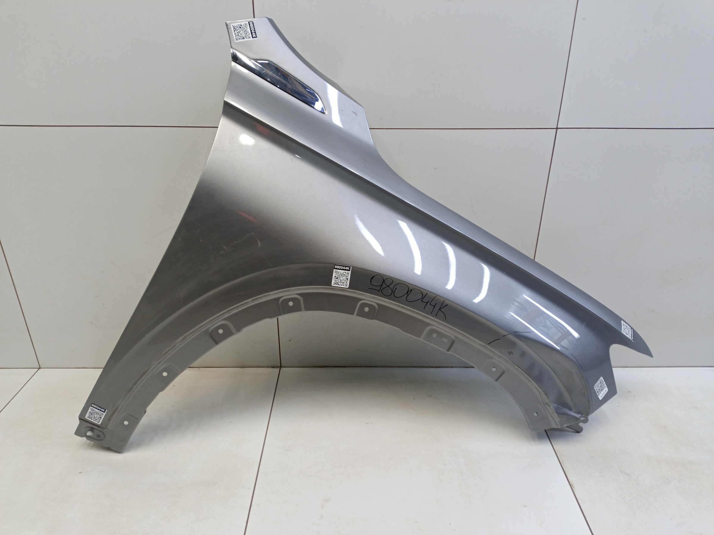 Крыло переднее правое Geely Monjaro