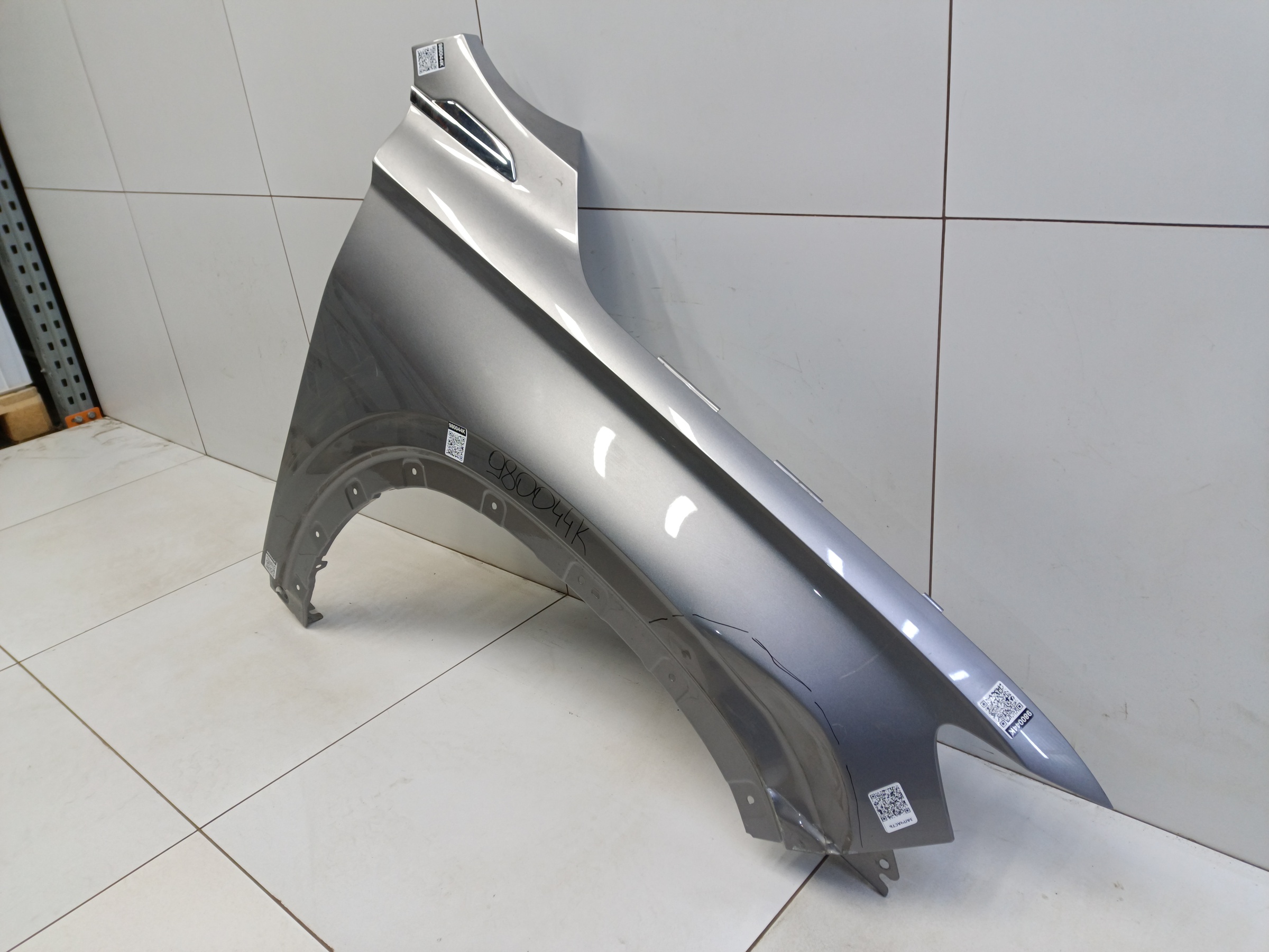 Крыло переднее правое Geely Monjaro