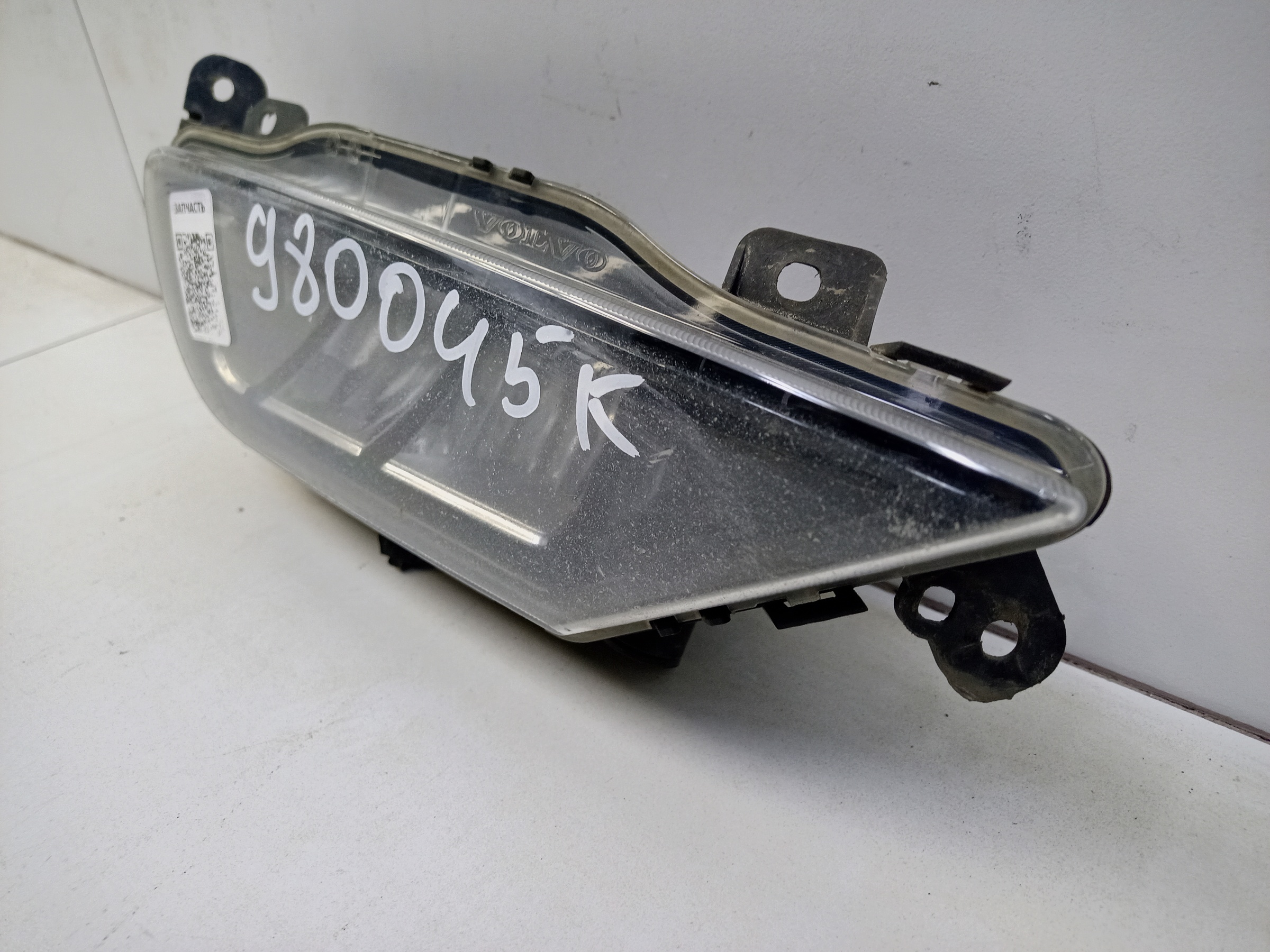 Фара ПТФ передняя правая Volvo XC90 2 LED