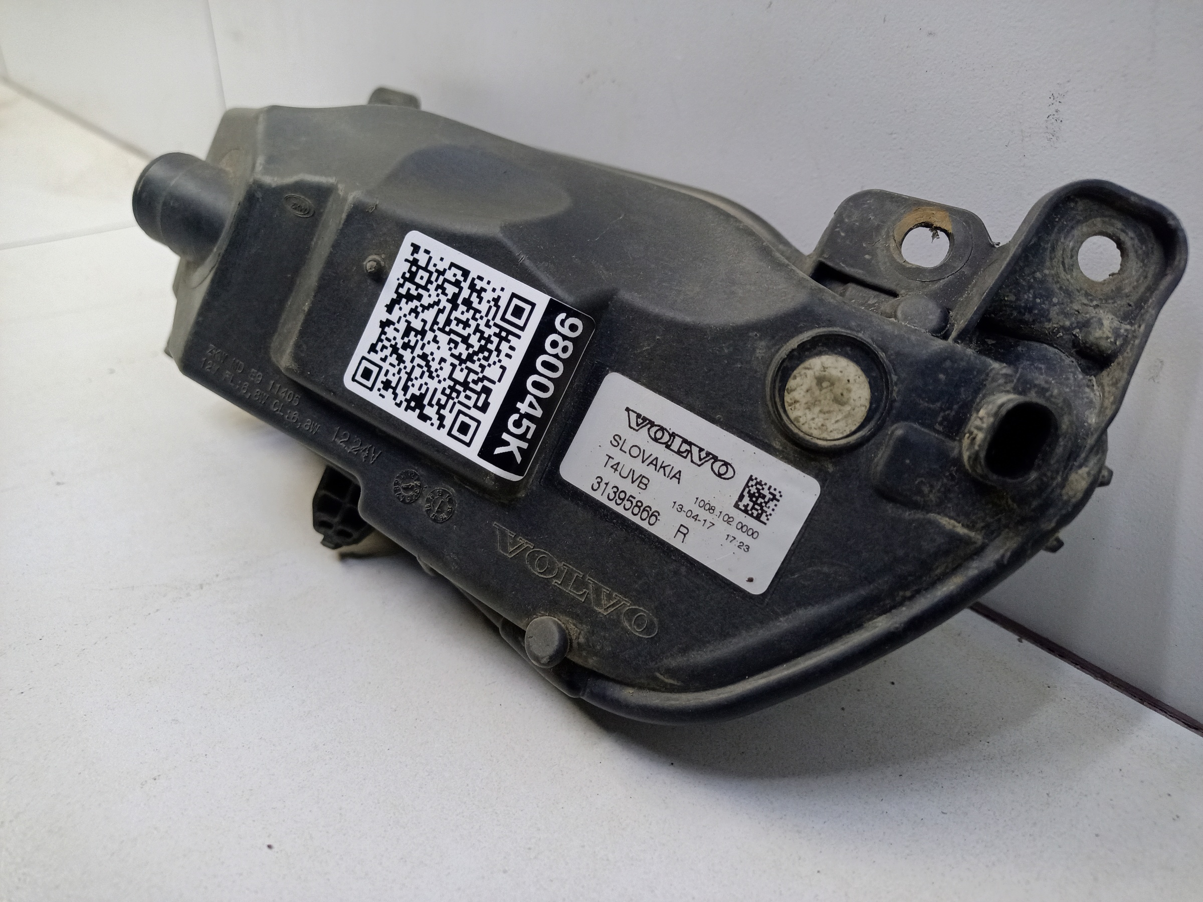 Фара ПТФ передняя правая Volvo XC90 2 LED