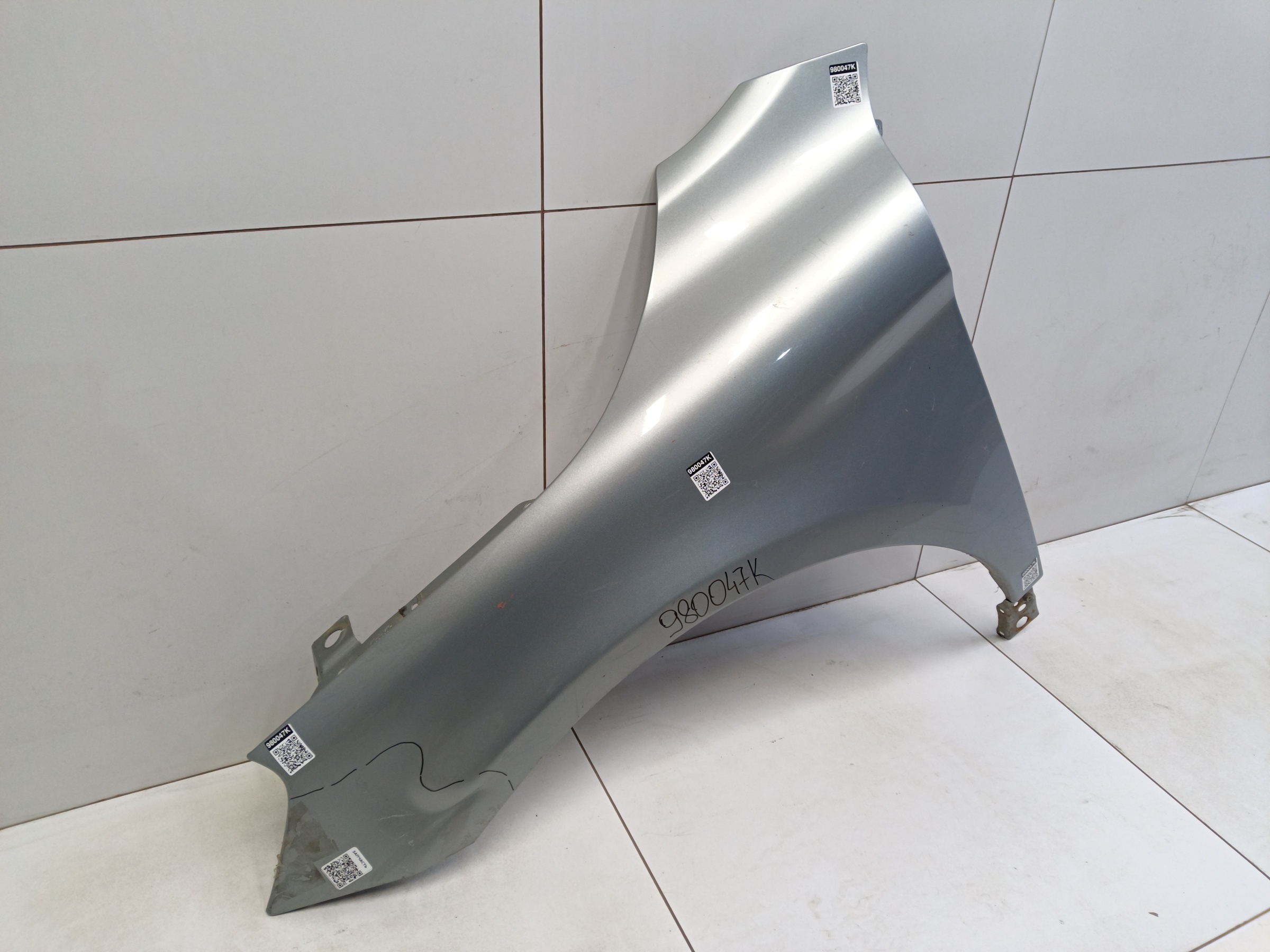 Крыло переднее левое Volvo XC60 1