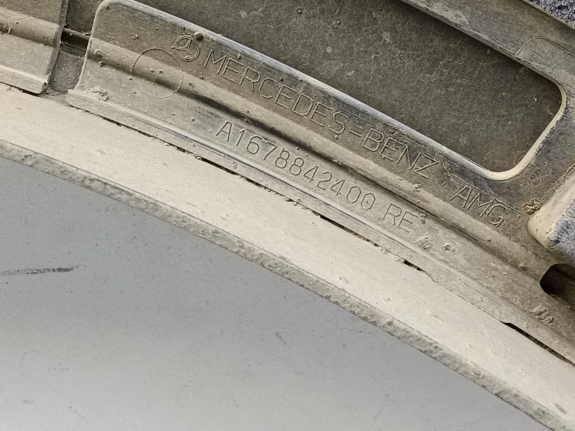 Накладка крыла переднего правого Mercedes Benz GLS-klasse X167 AMG