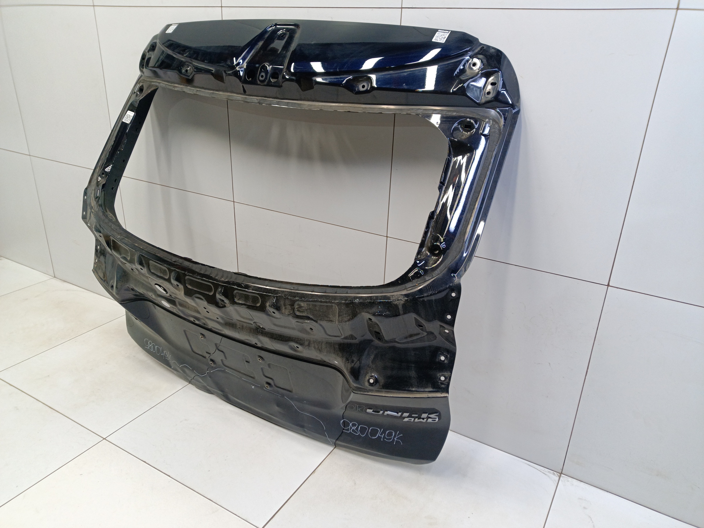 Крышка багажника Changan UNI-K