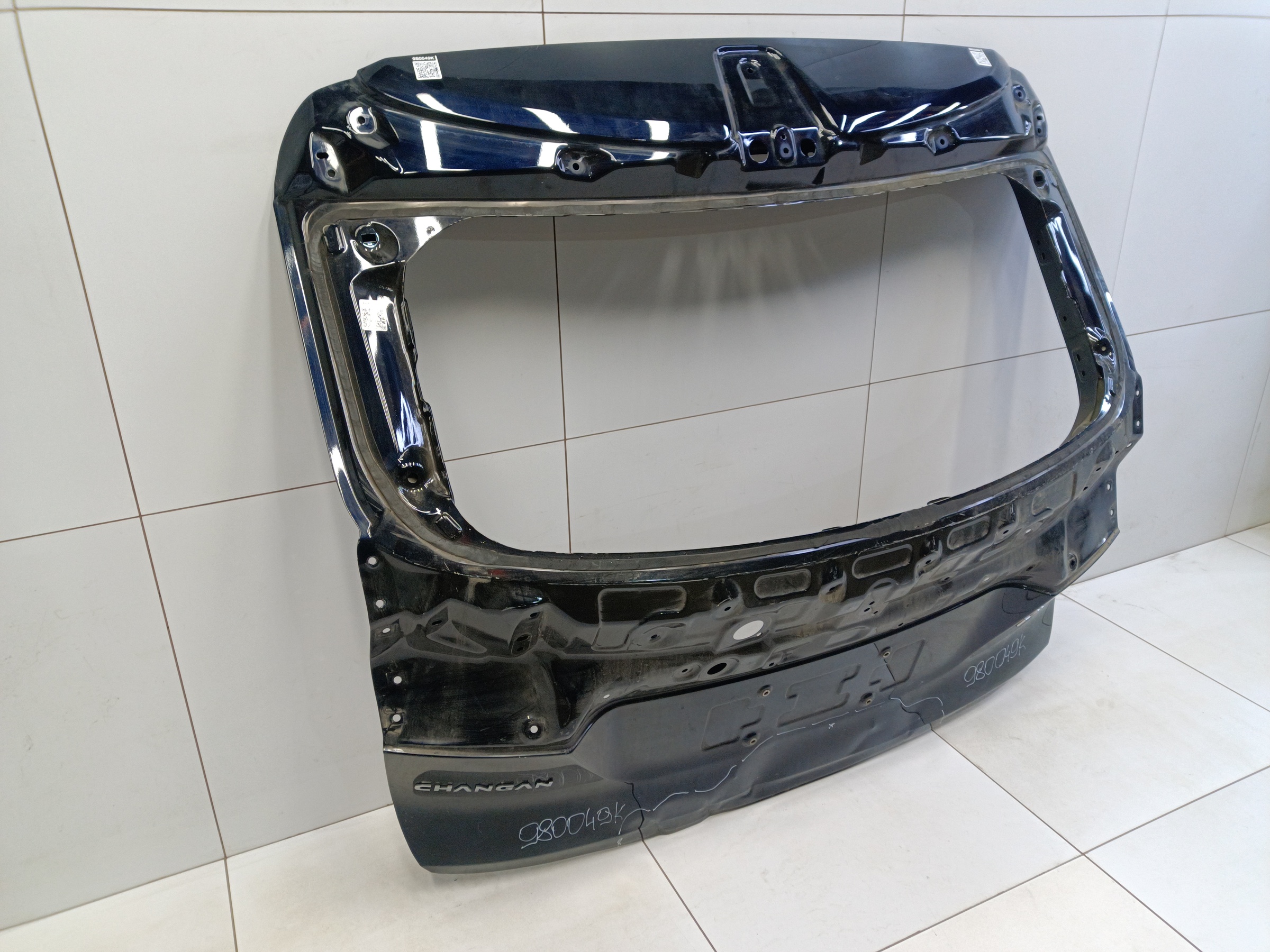 Крышка багажника Changan UNI-K