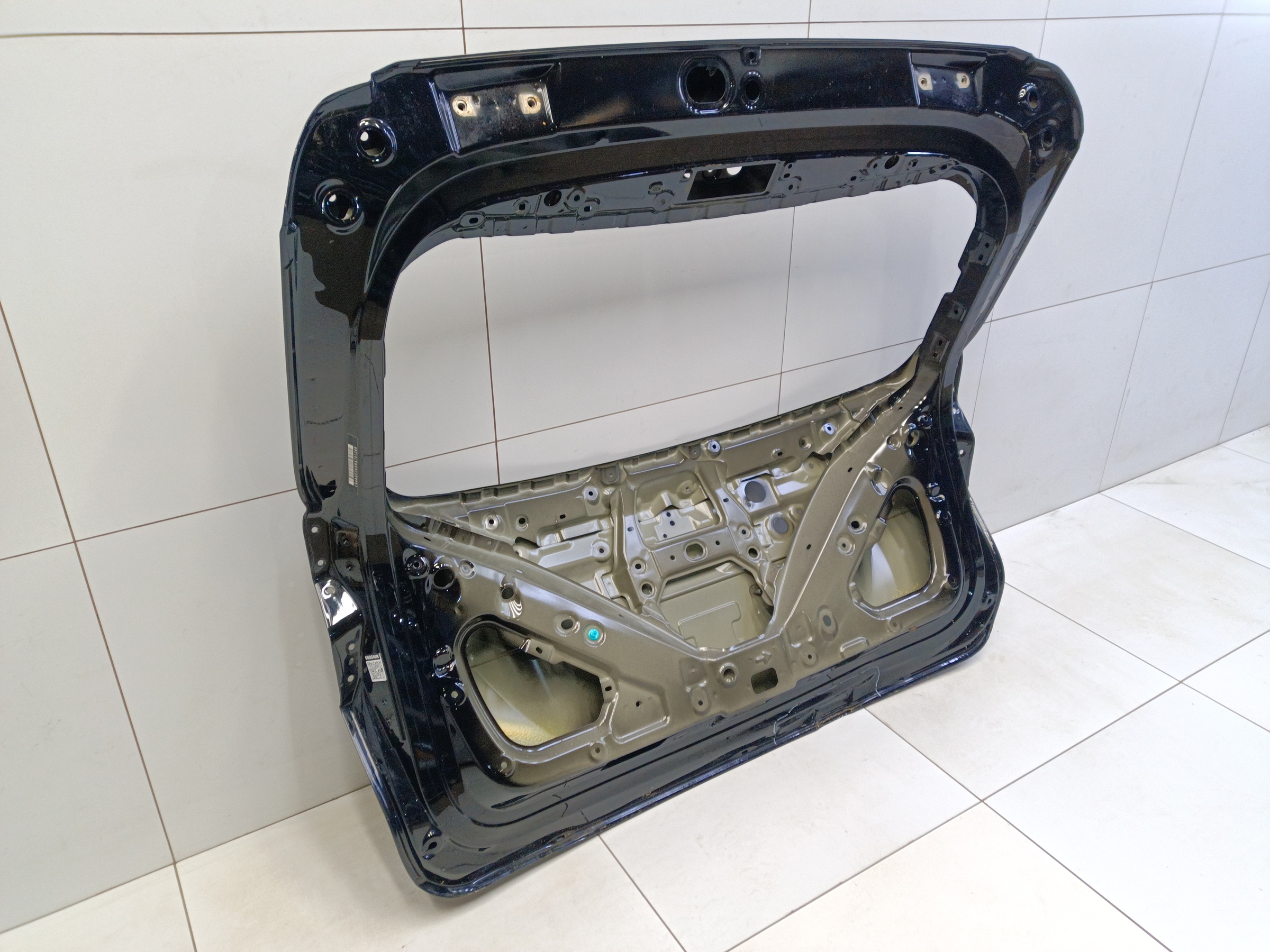 Крышка багажника Changan UNI-K