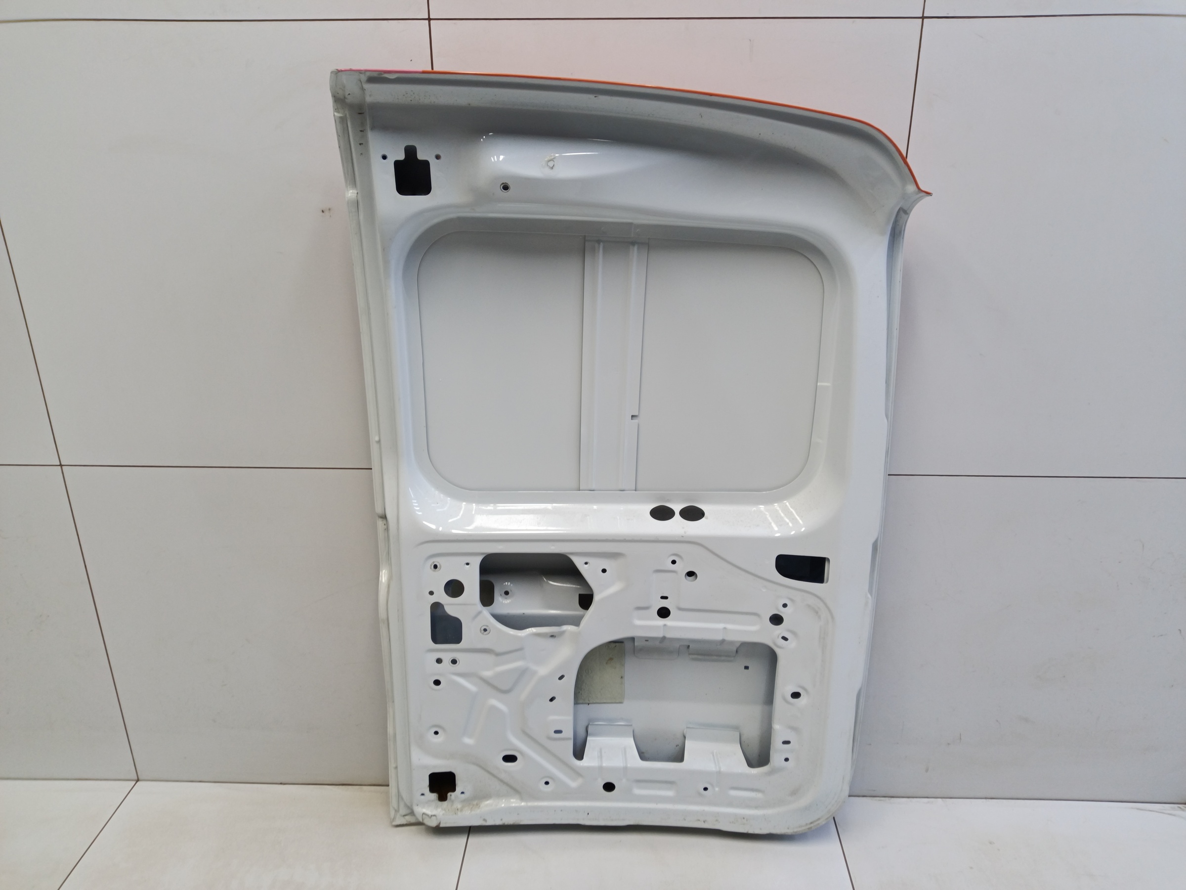 Дверь задняя левая распашная глухая Lada Largus Фургон