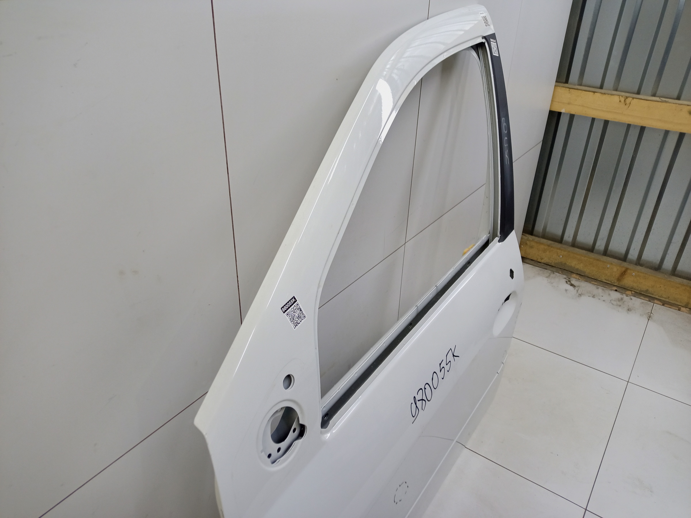 Дверь передняя левая Lada Largus 1 Restail без накладки