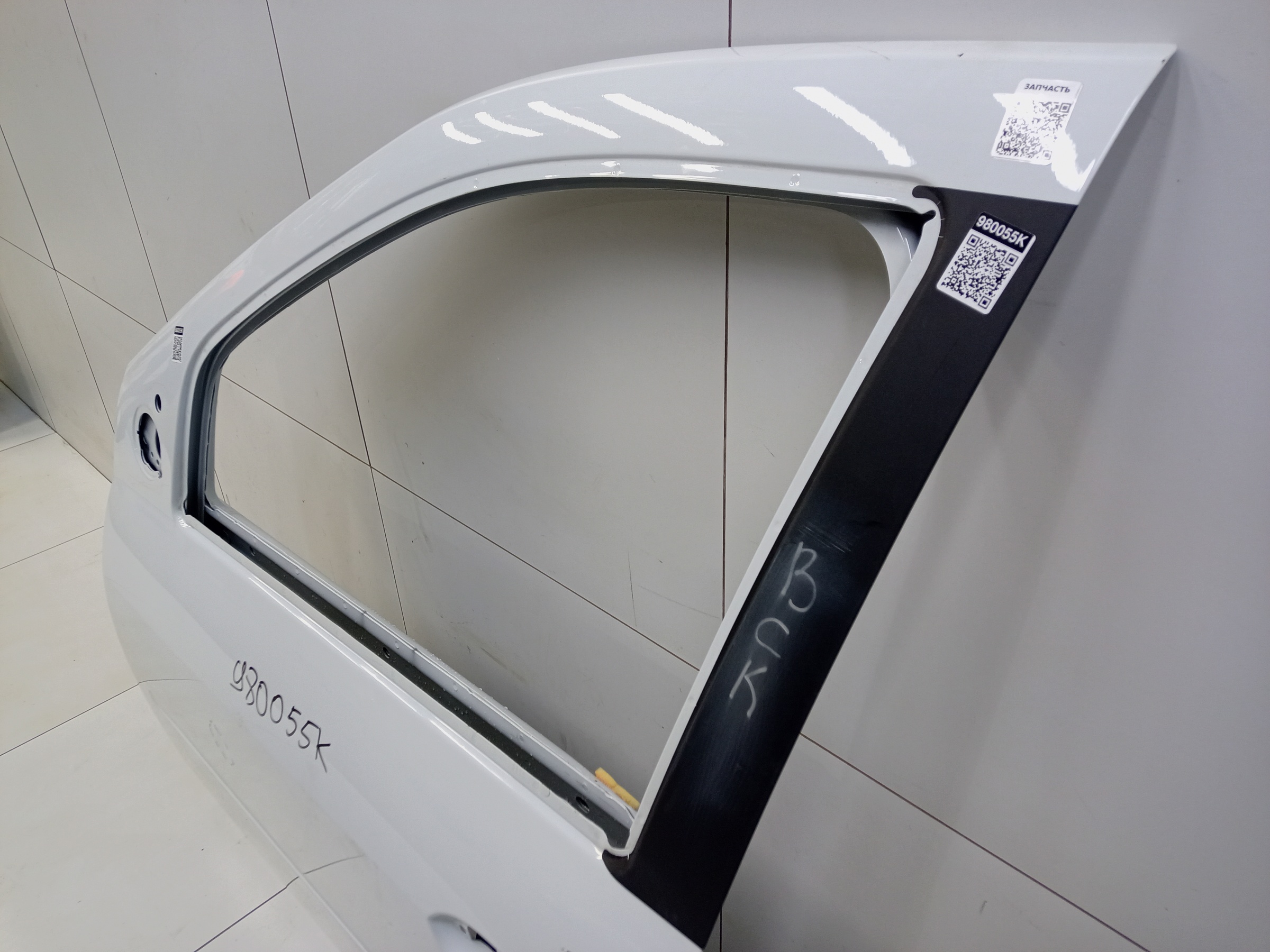 Дверь передняя левая Lada Largus 1 Restail без накладки