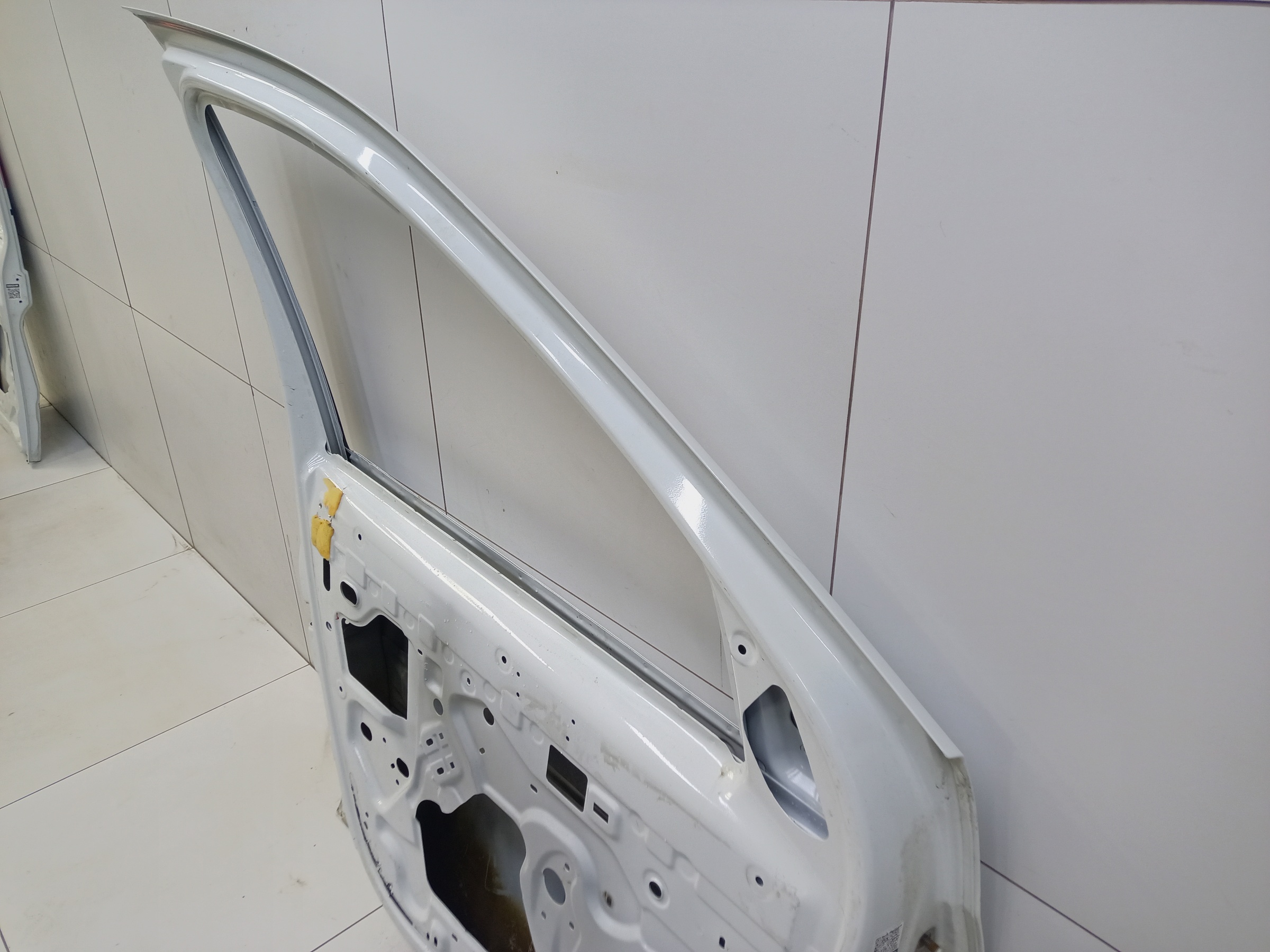 Дверь передняя левая Lada Largus 1 Restail без накладки