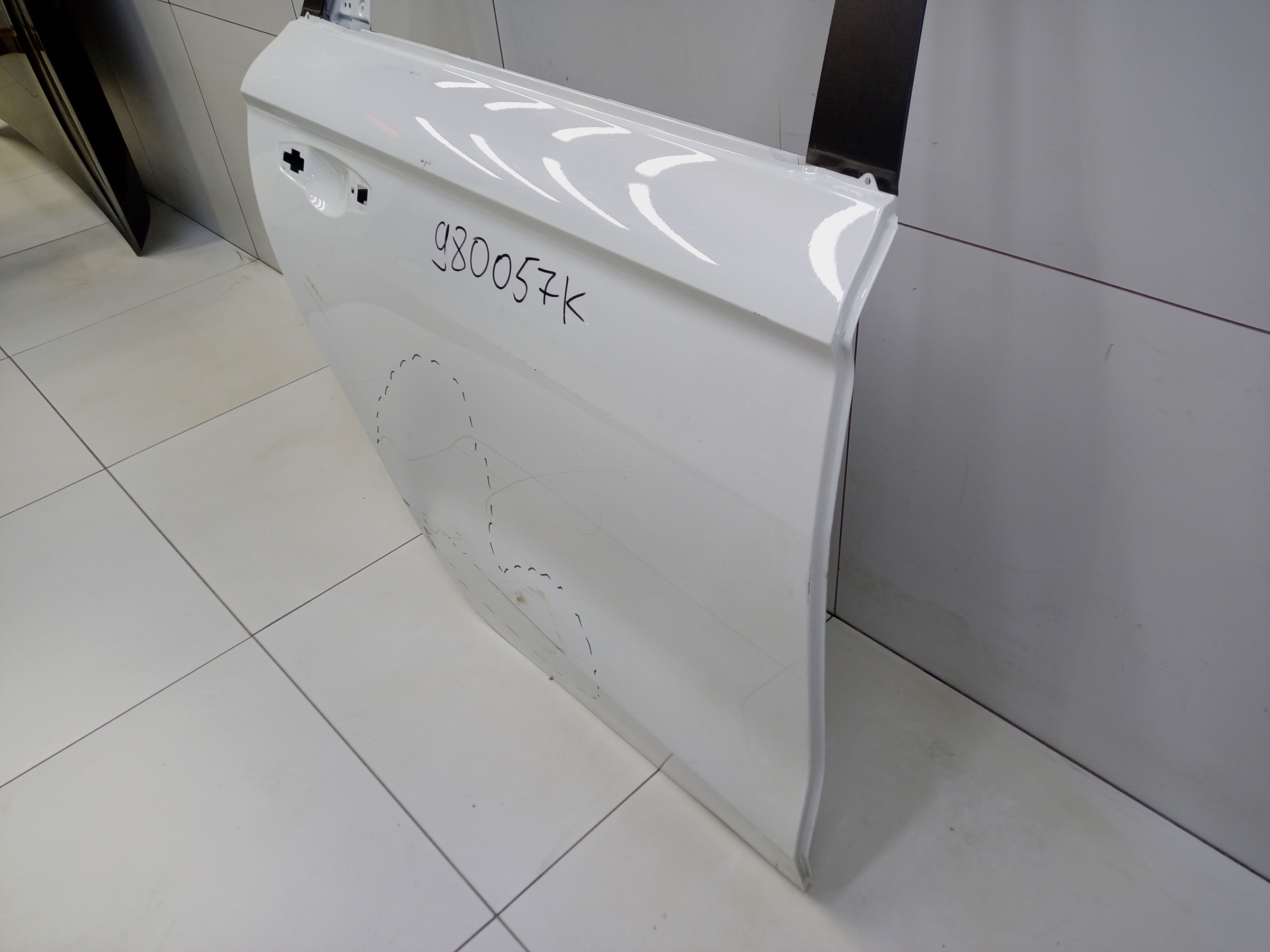 Дверь задняя правая Geely Emgrand 2