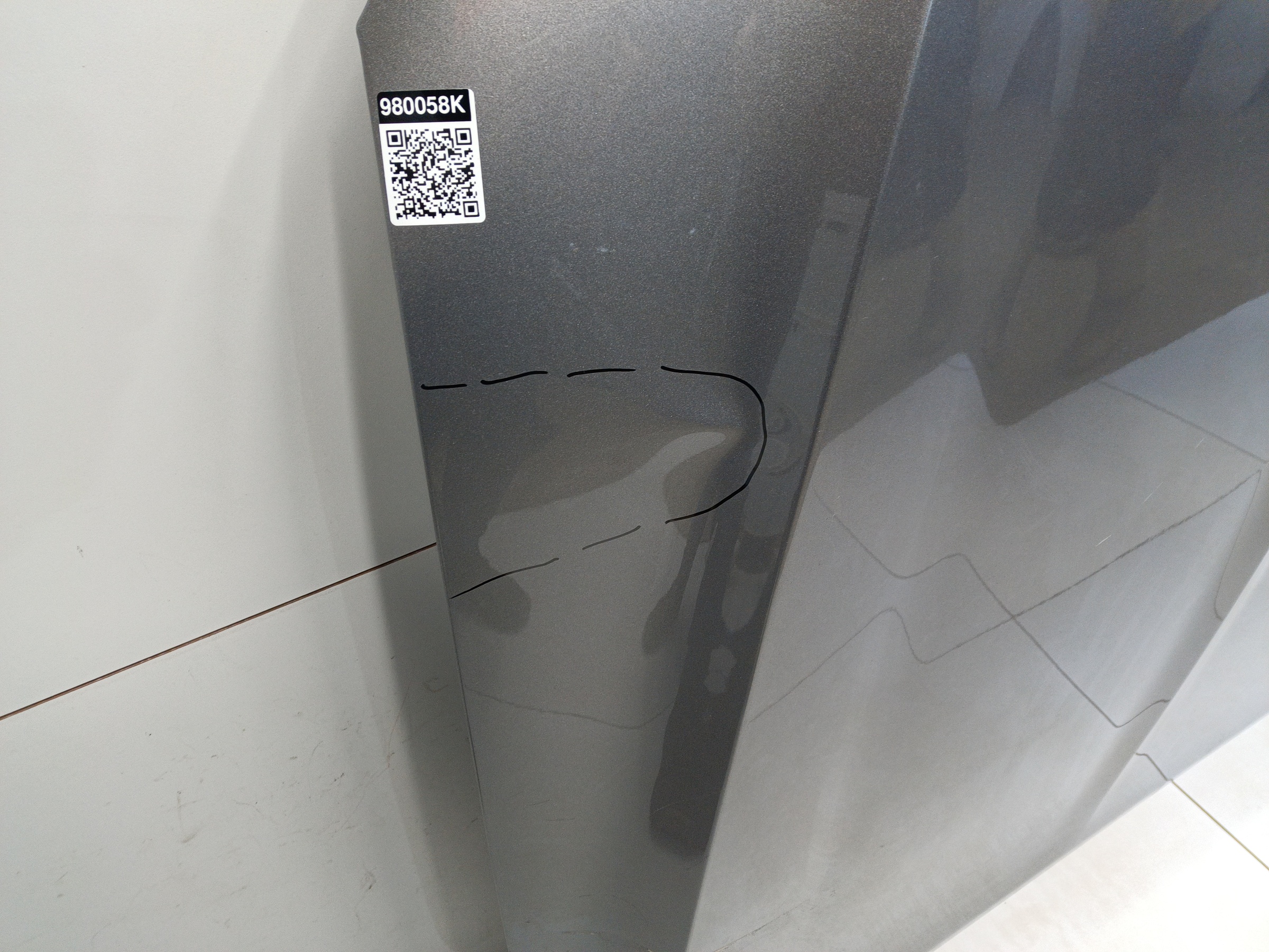 Капот Geely Monjaro