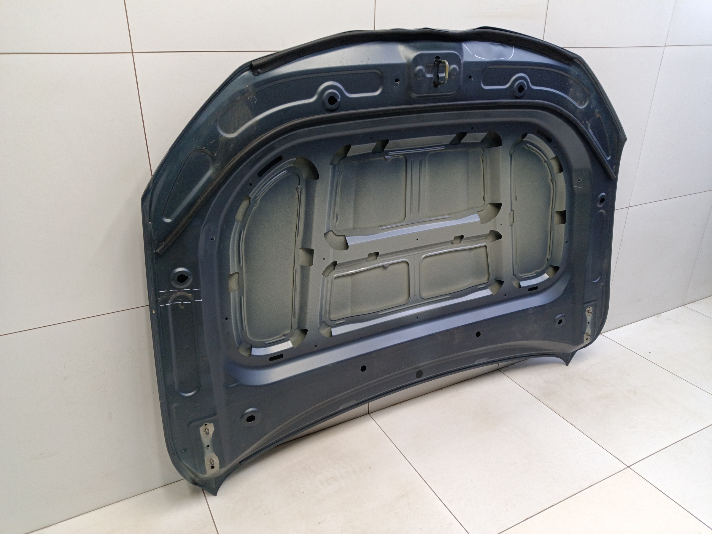 Капот Geely Tugella