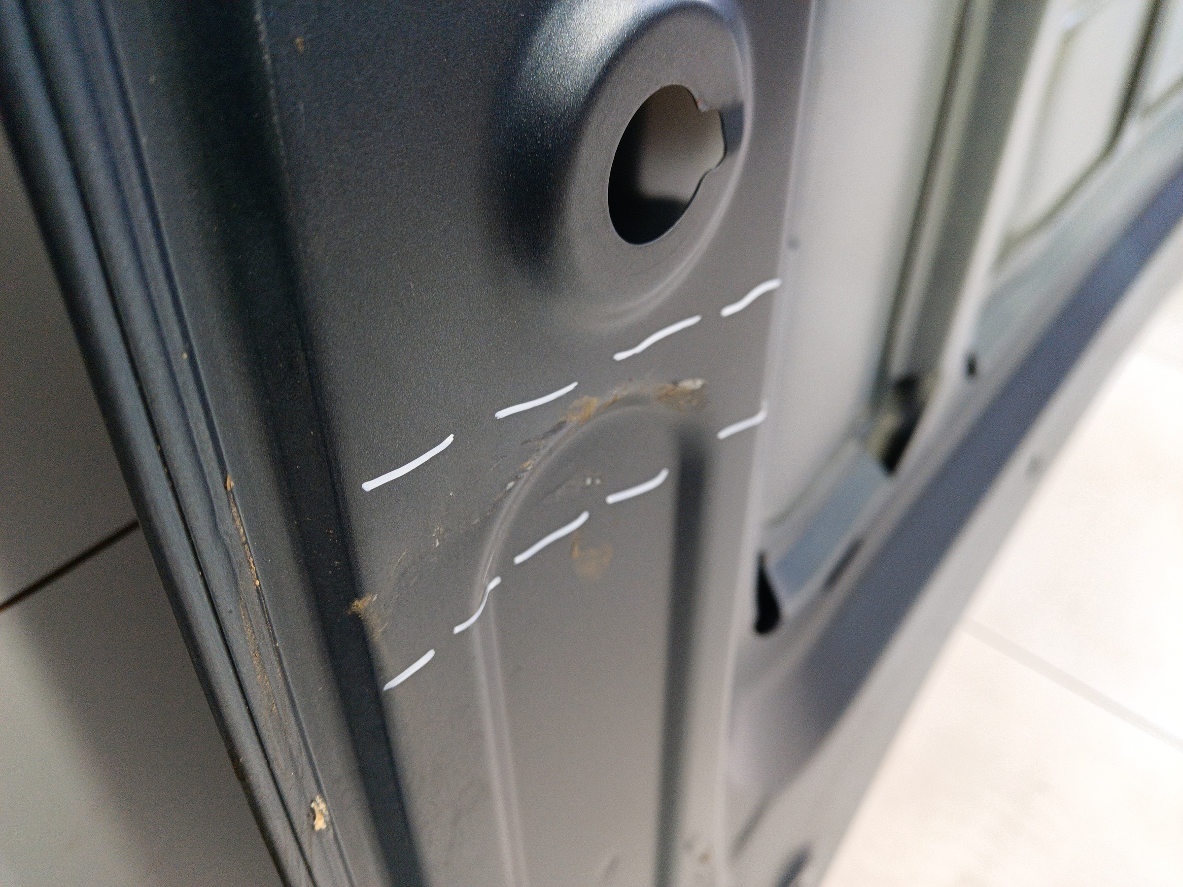 Капот Geely Tugella