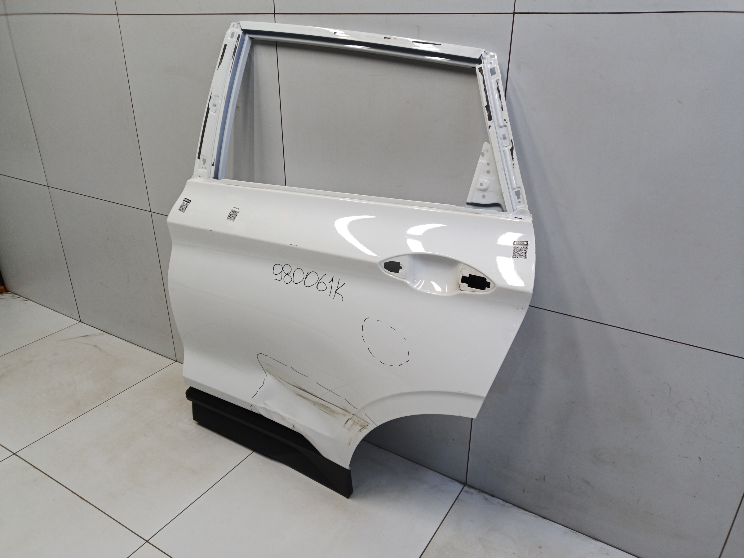Дверь задняя левая Geely Coolray