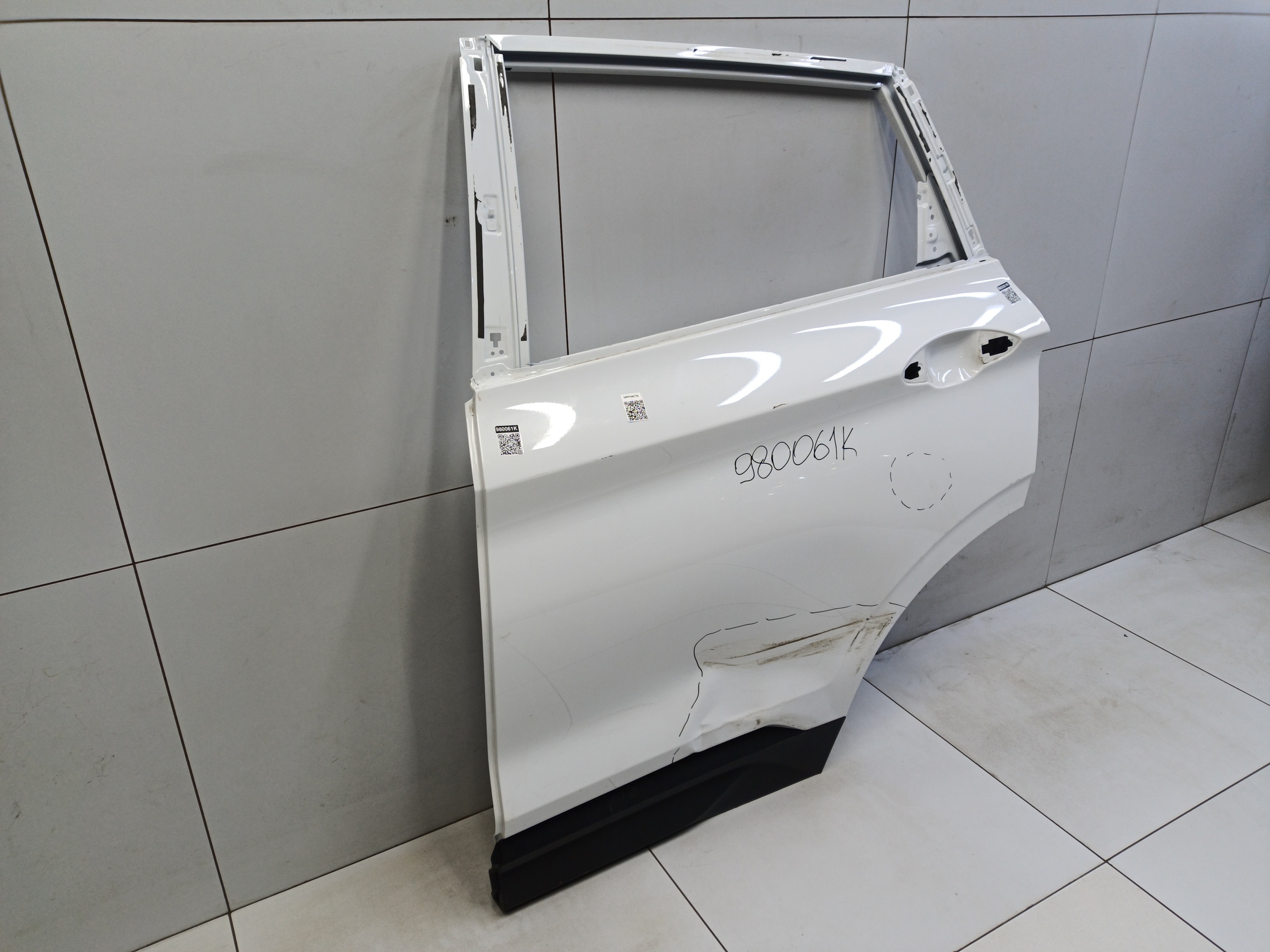 Дверь задняя левая Geely Coolray