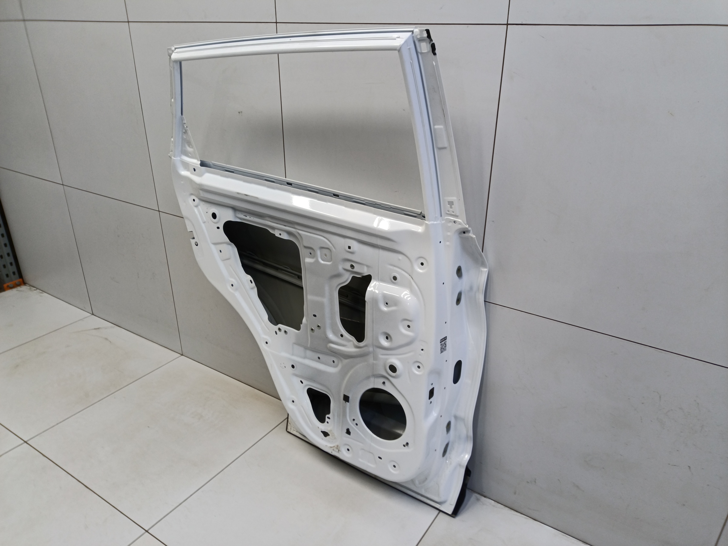 Дверь задняя левая Geely Coolray