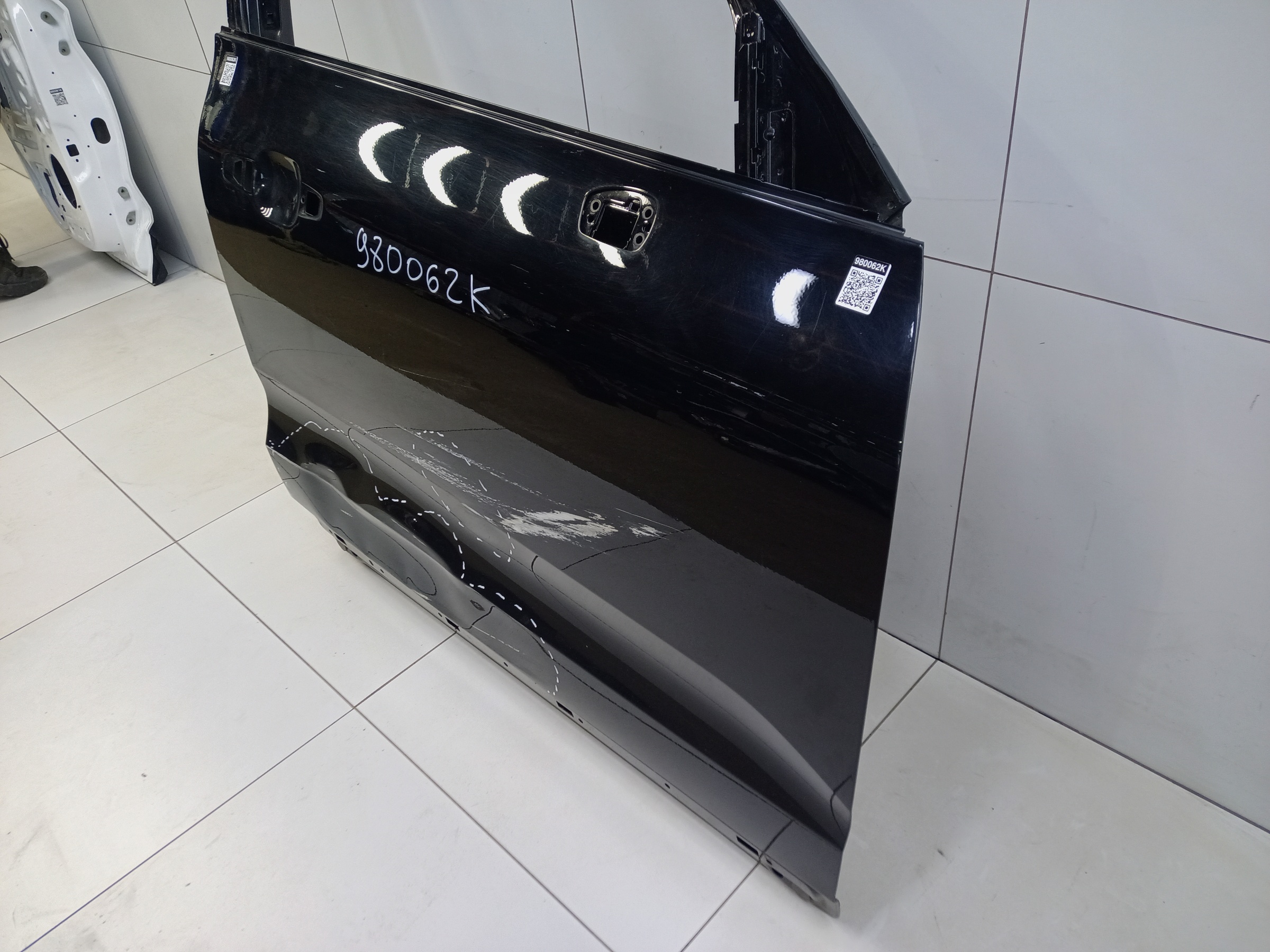 Дверь передняя правая Volvo XC60 2