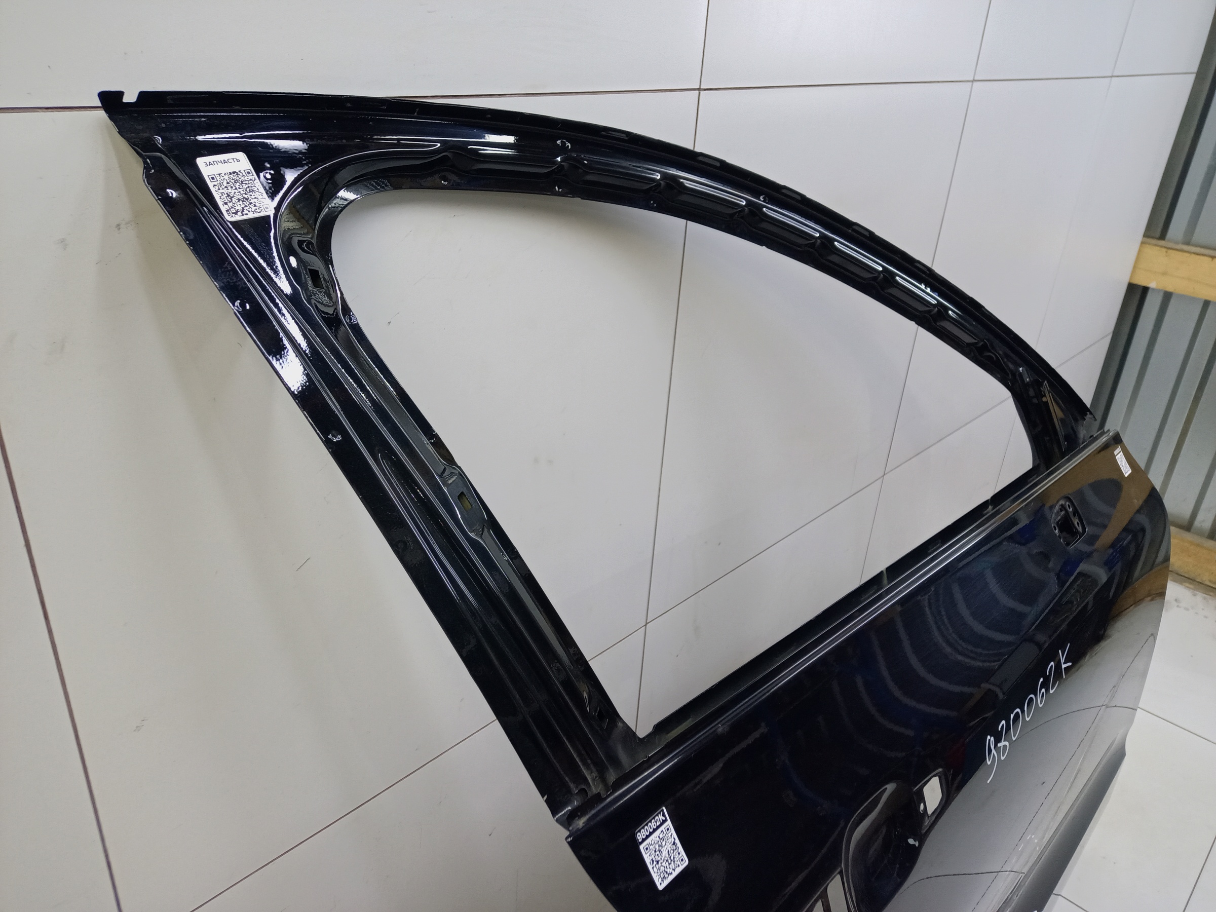 Дверь передняя правая Volvo XC60 2