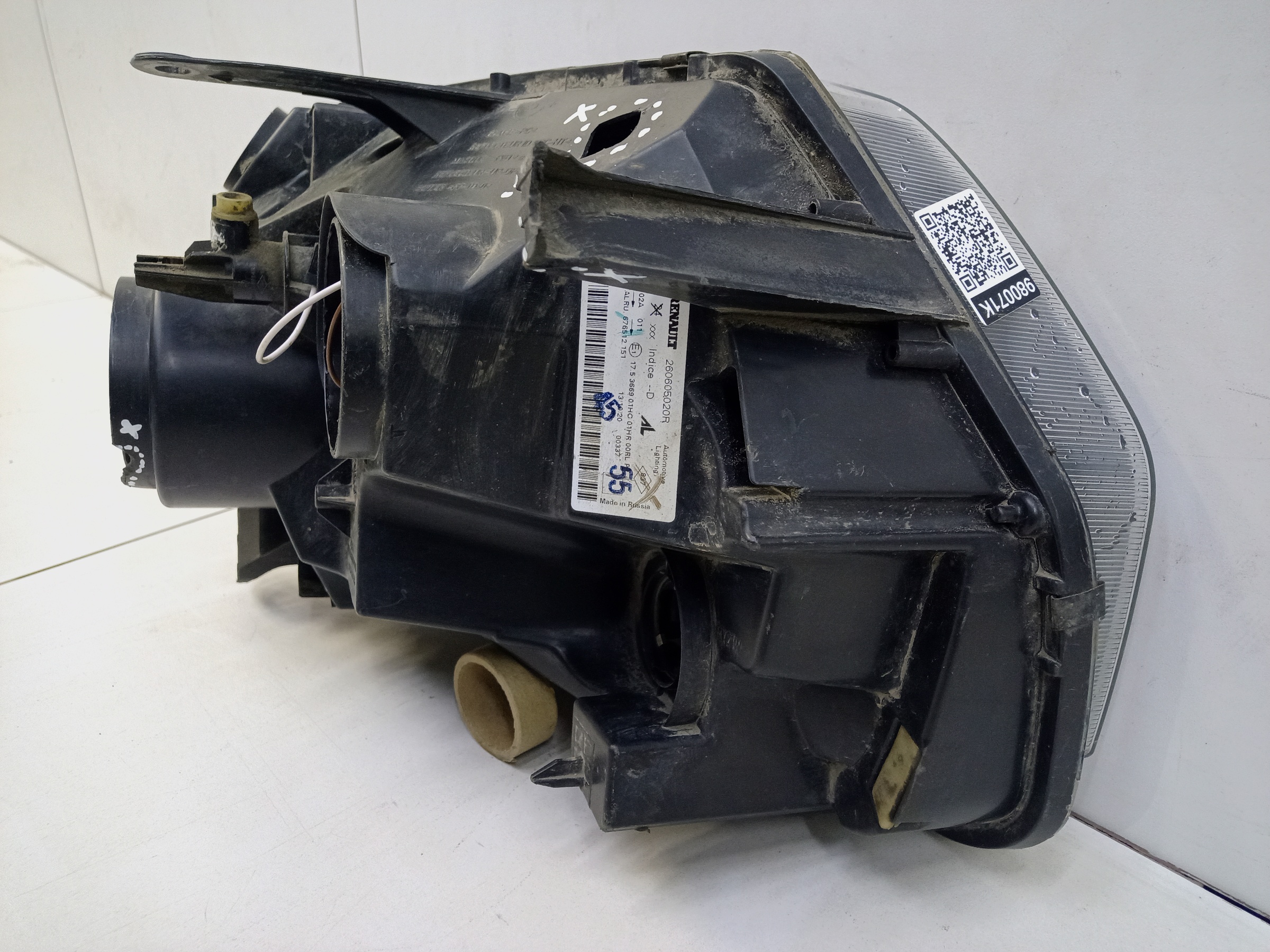 Фара передняя левая Renault Duster 1 Restail галоген черная