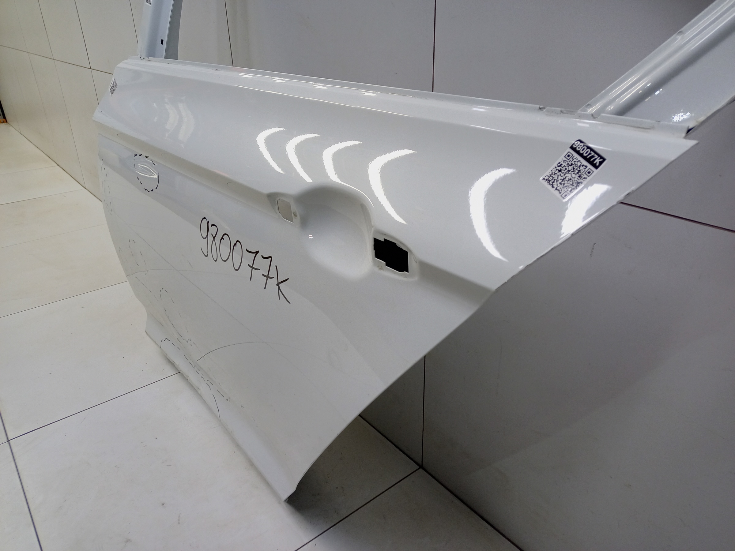 Дверь задняя  левая Volkswagen Passat B8 Sedan