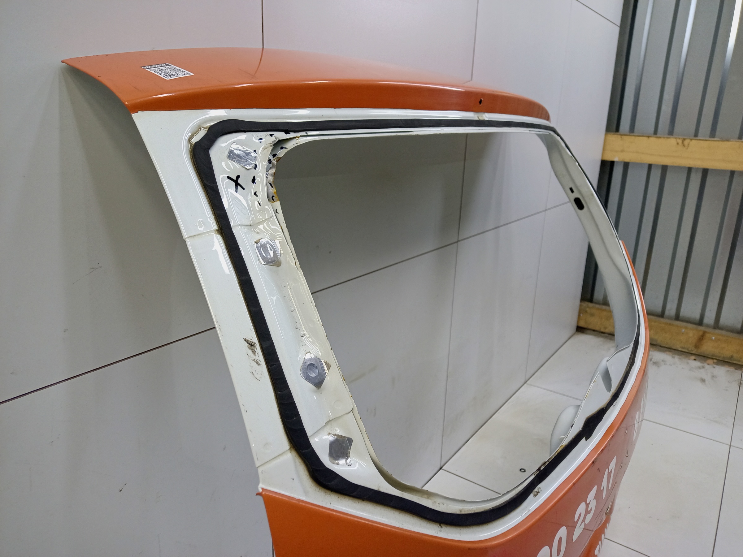 Крышка багажника Renault Duster 1