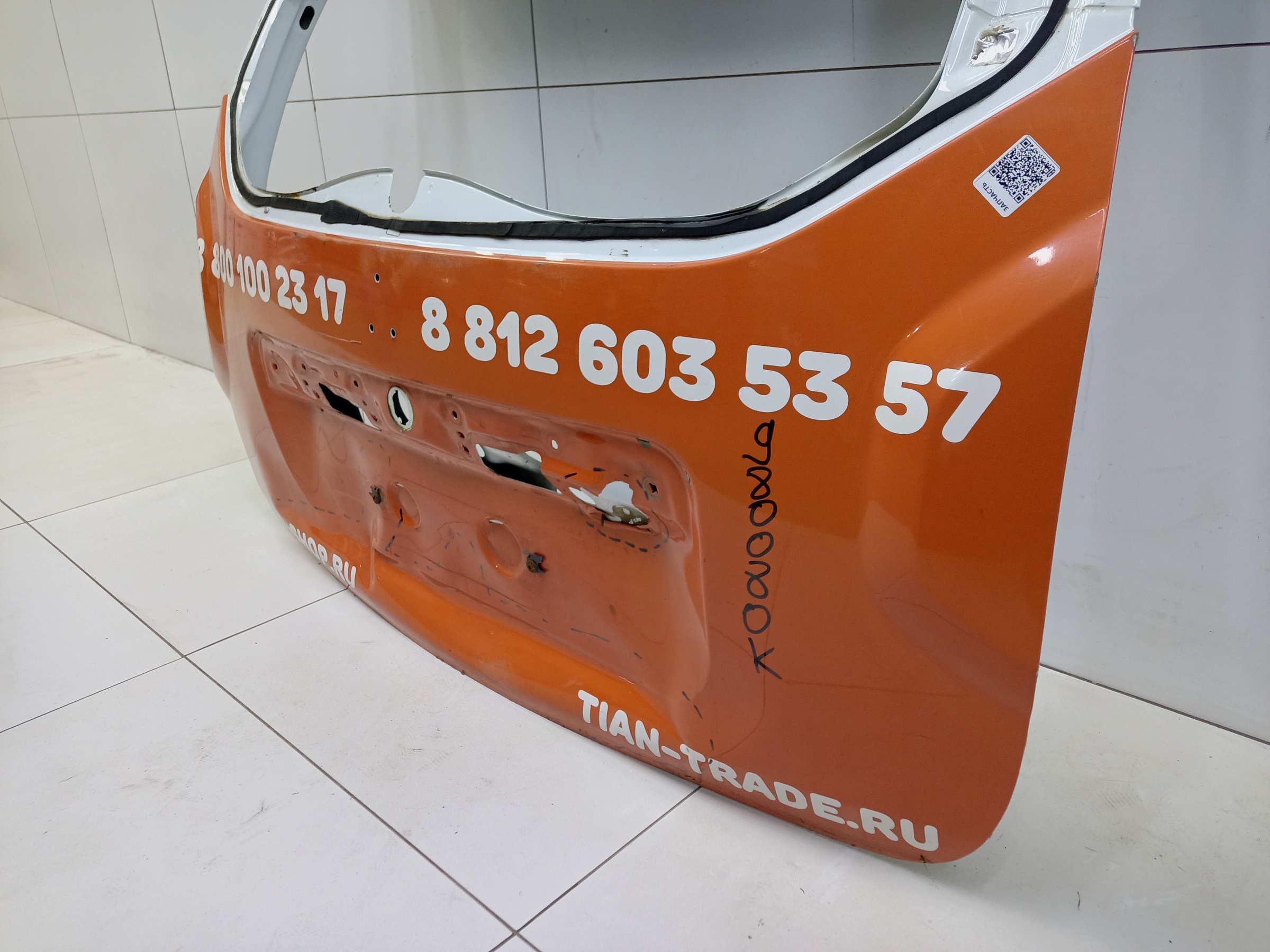 Крышка багажника Renault Duster 1