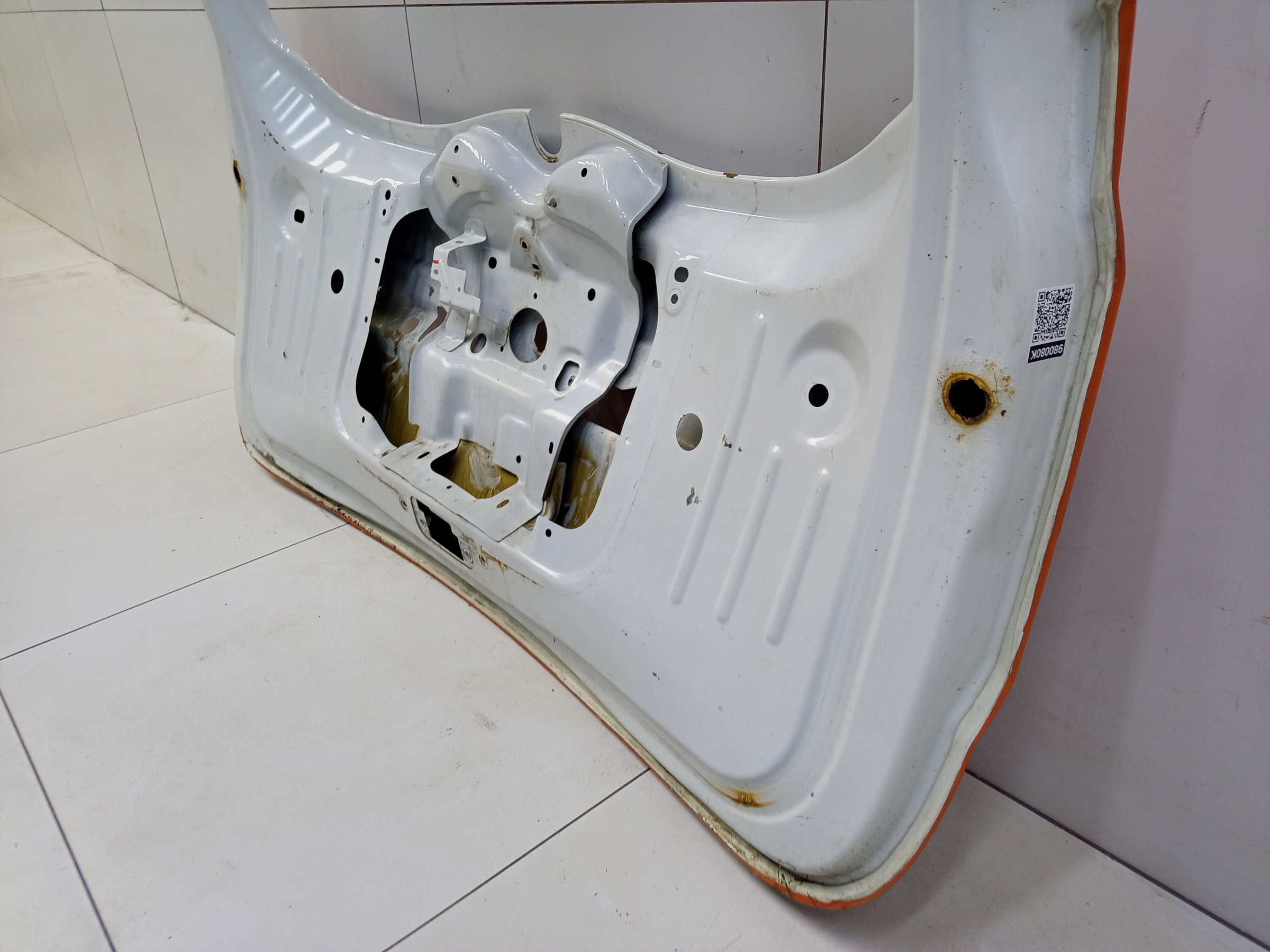 Крышка багажника Renault Duster 1