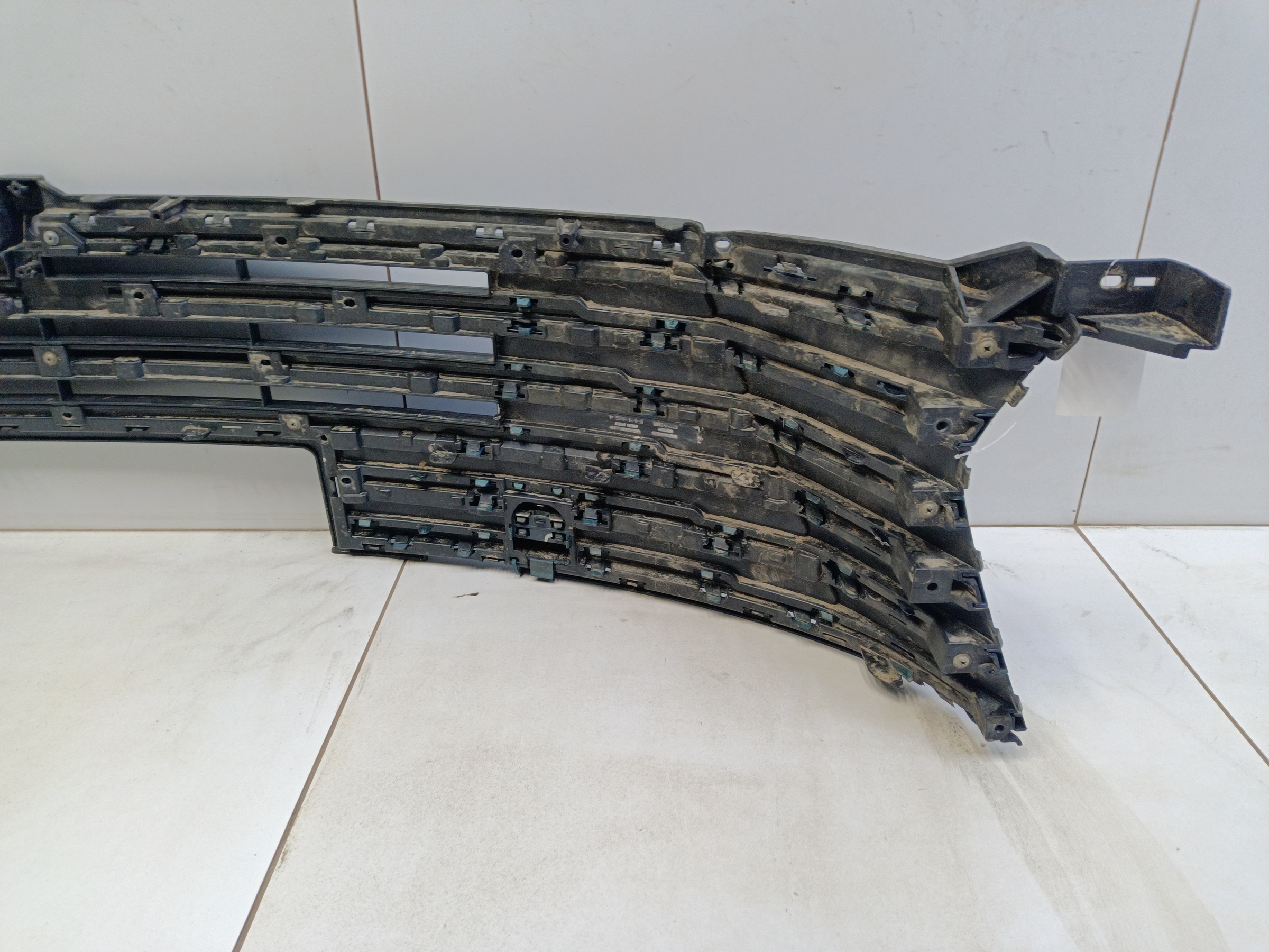 Решётка переднего бампера центральная Exeed TXL Restail