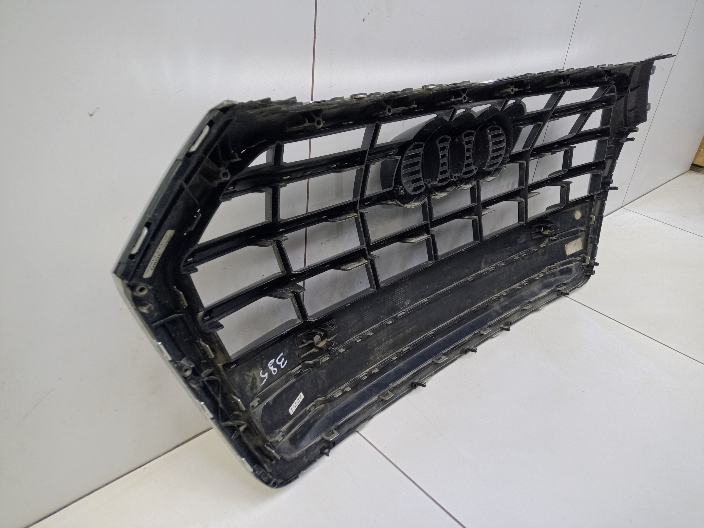 Решётка радиатора Audi Q5 2 S-line серая матовый хром