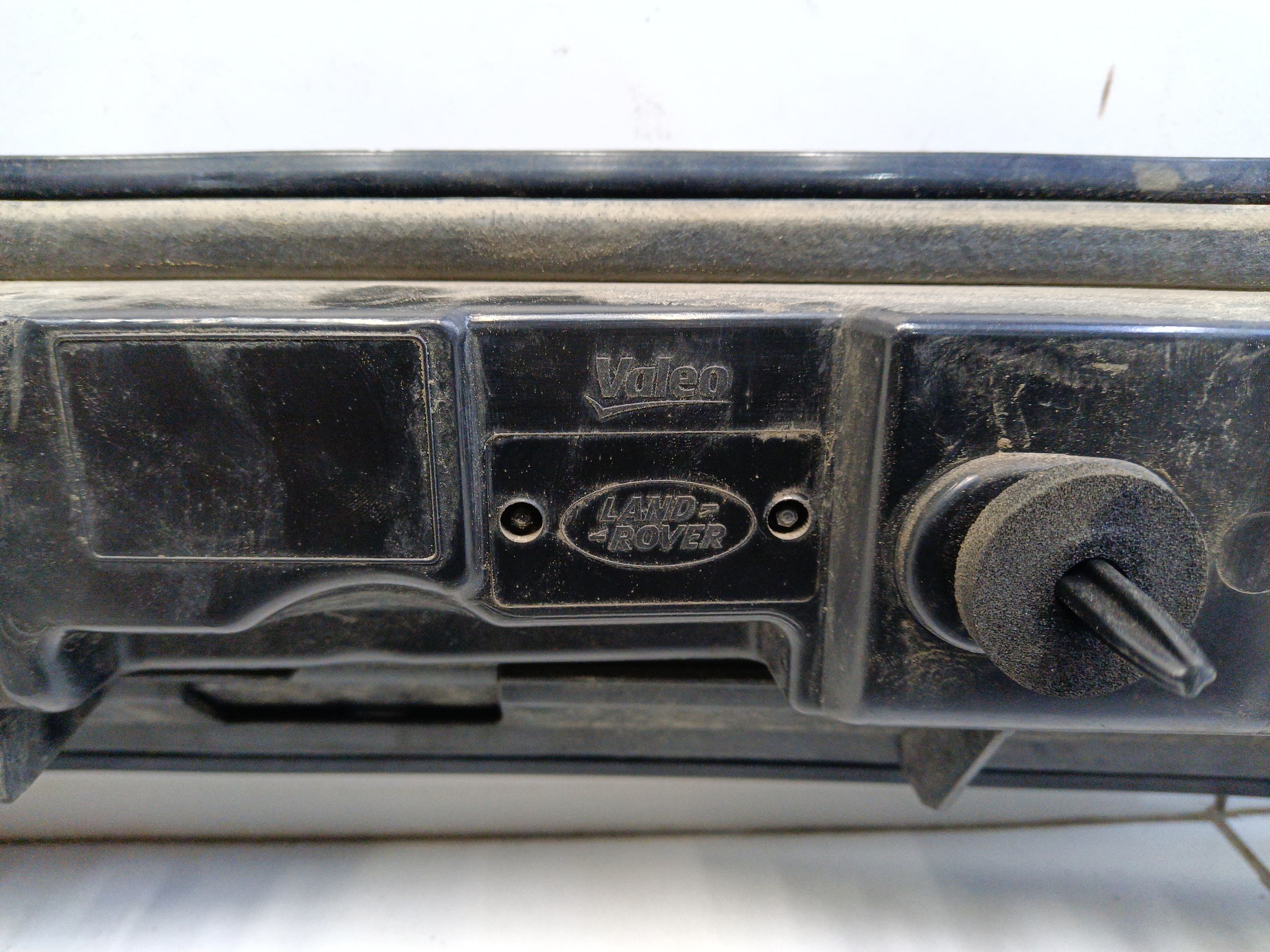 Фонарь крышки багажника Land Rover Range Rover Velar