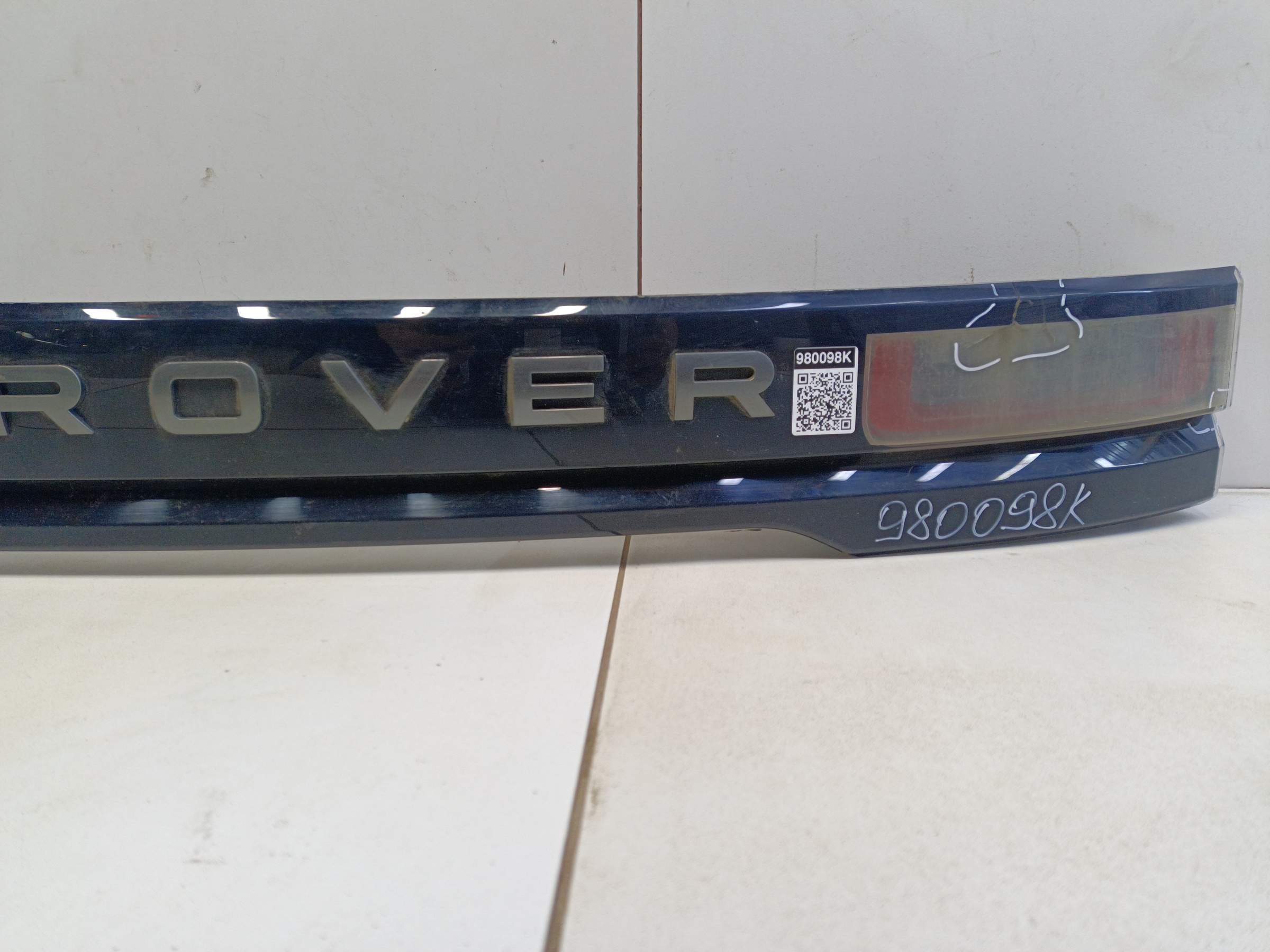 Фонарь крышки багажника Land Rover Range Rover Velar