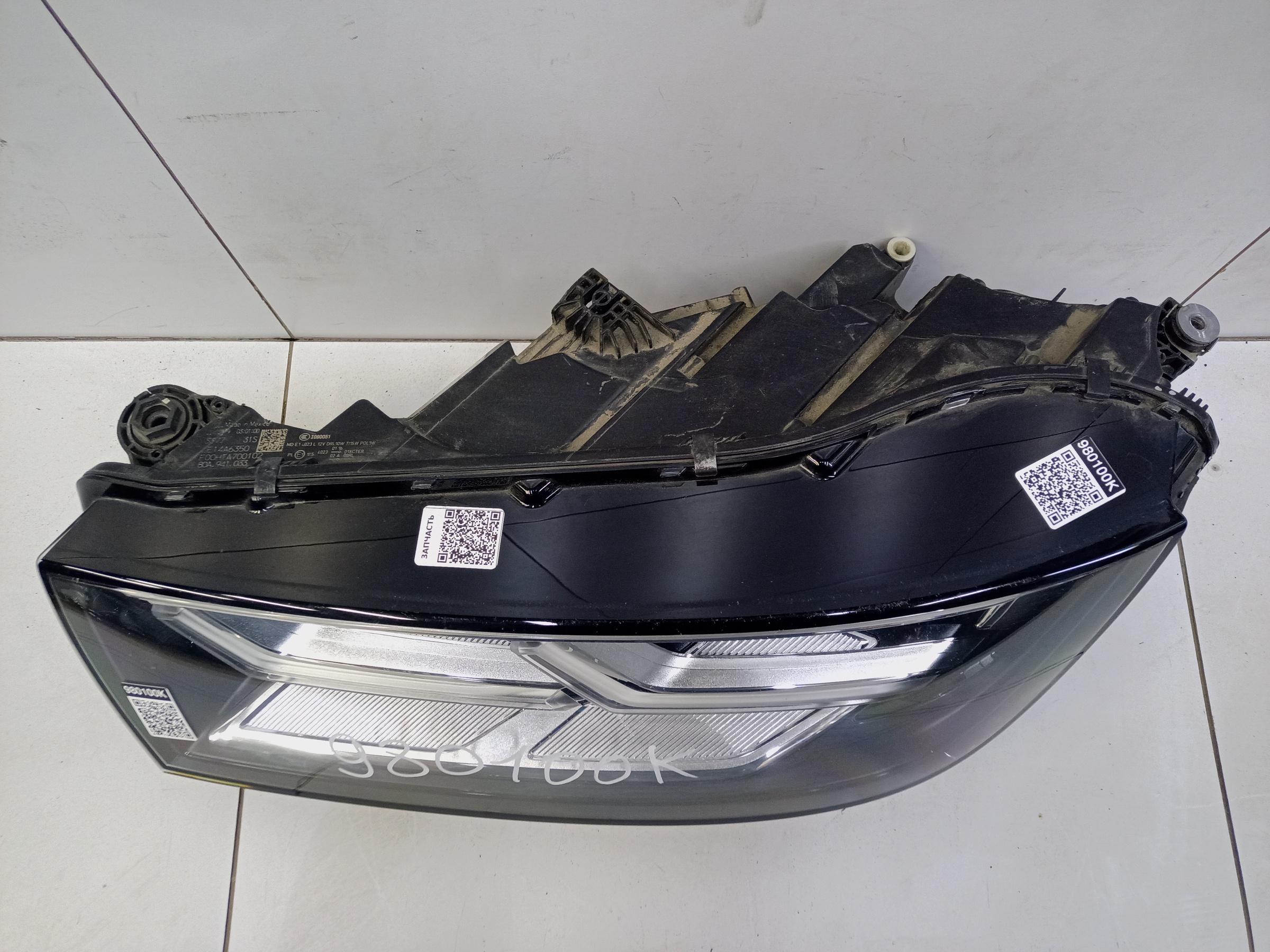 Фара передняя левая Audi Q5 2 LED