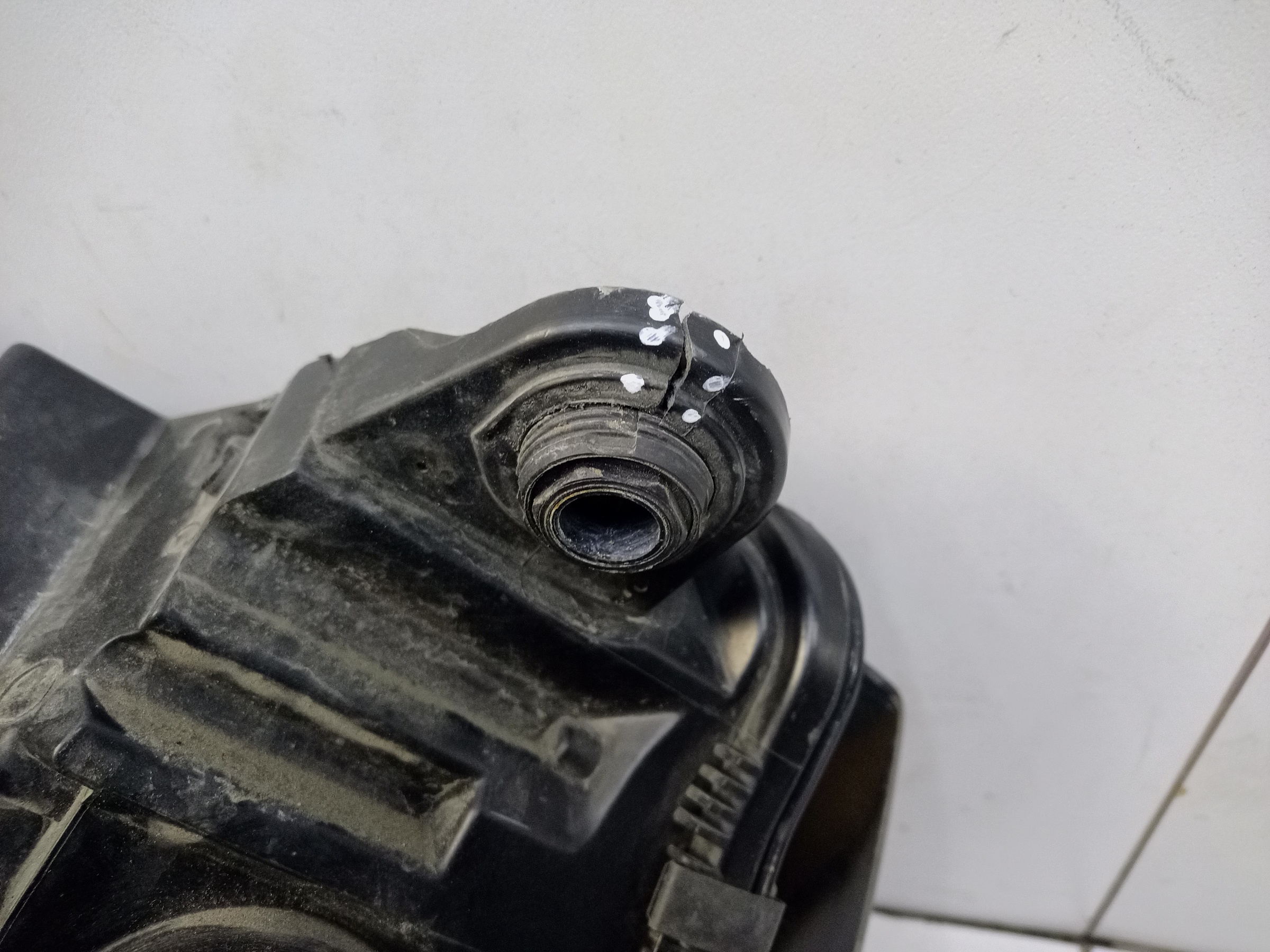 Фара передняя левая Audi Q5 2 LED