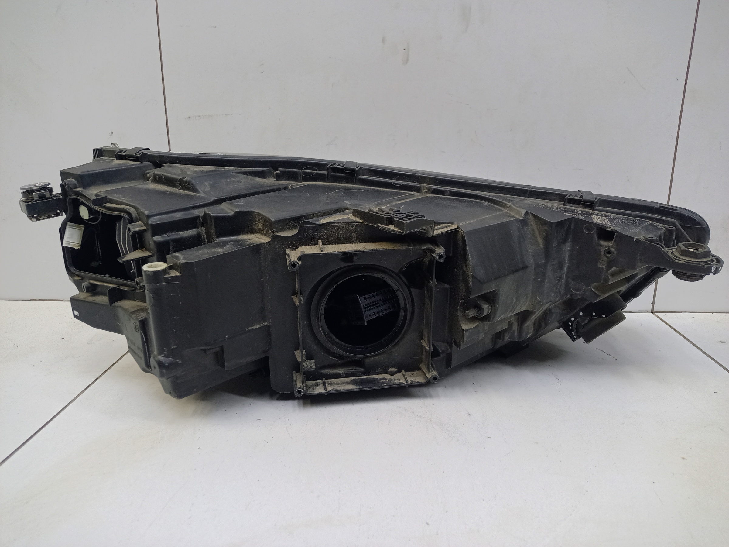 Фара передняя левая Audi Q5 2 LED