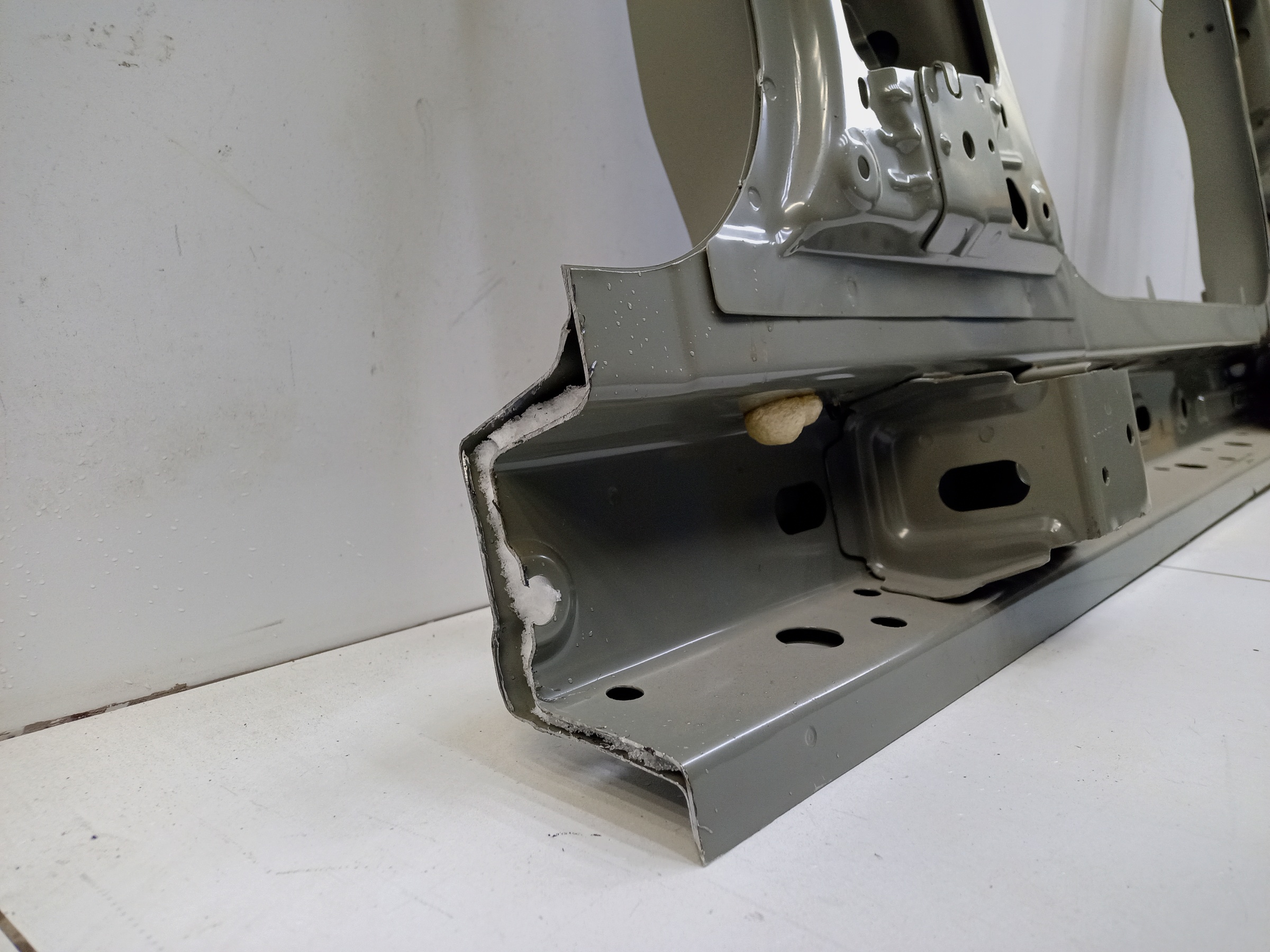 Панель кузова боковая левая Chery Tiggo 7 Pro