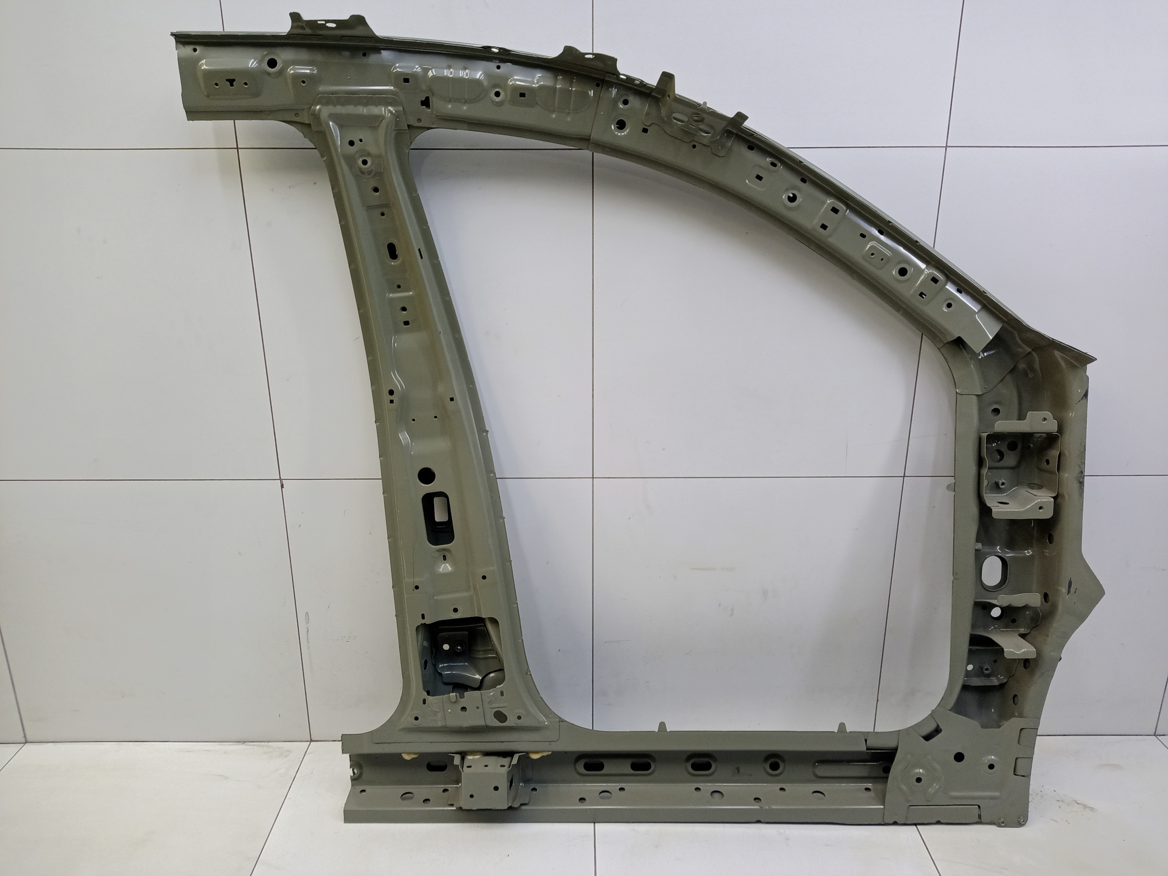 Панель кузова боковая левая Chery Tiggo 7 Pro