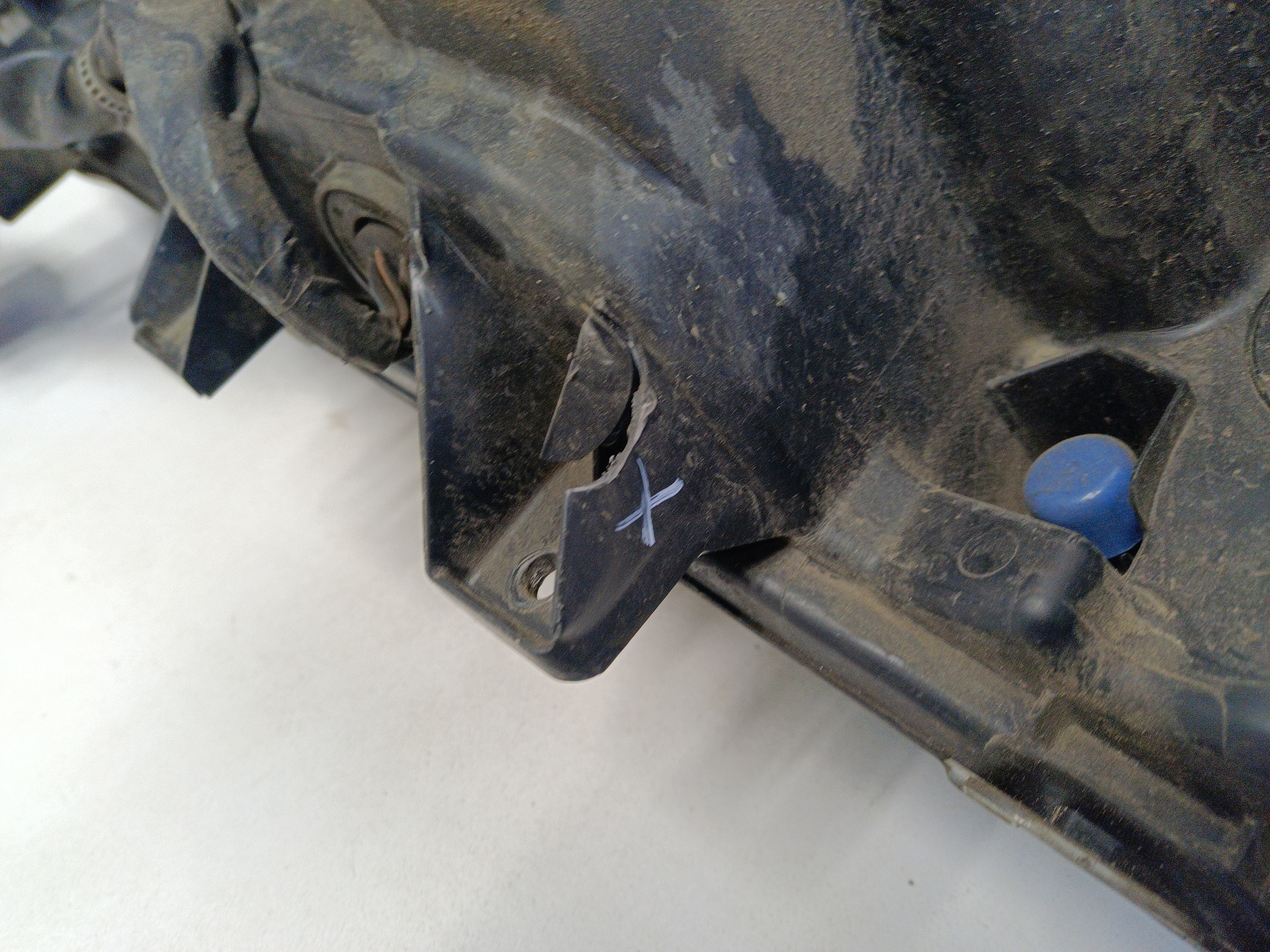 Фара передняя левая Toyota Land Cruiser 200 Restail 2 Executive black LED