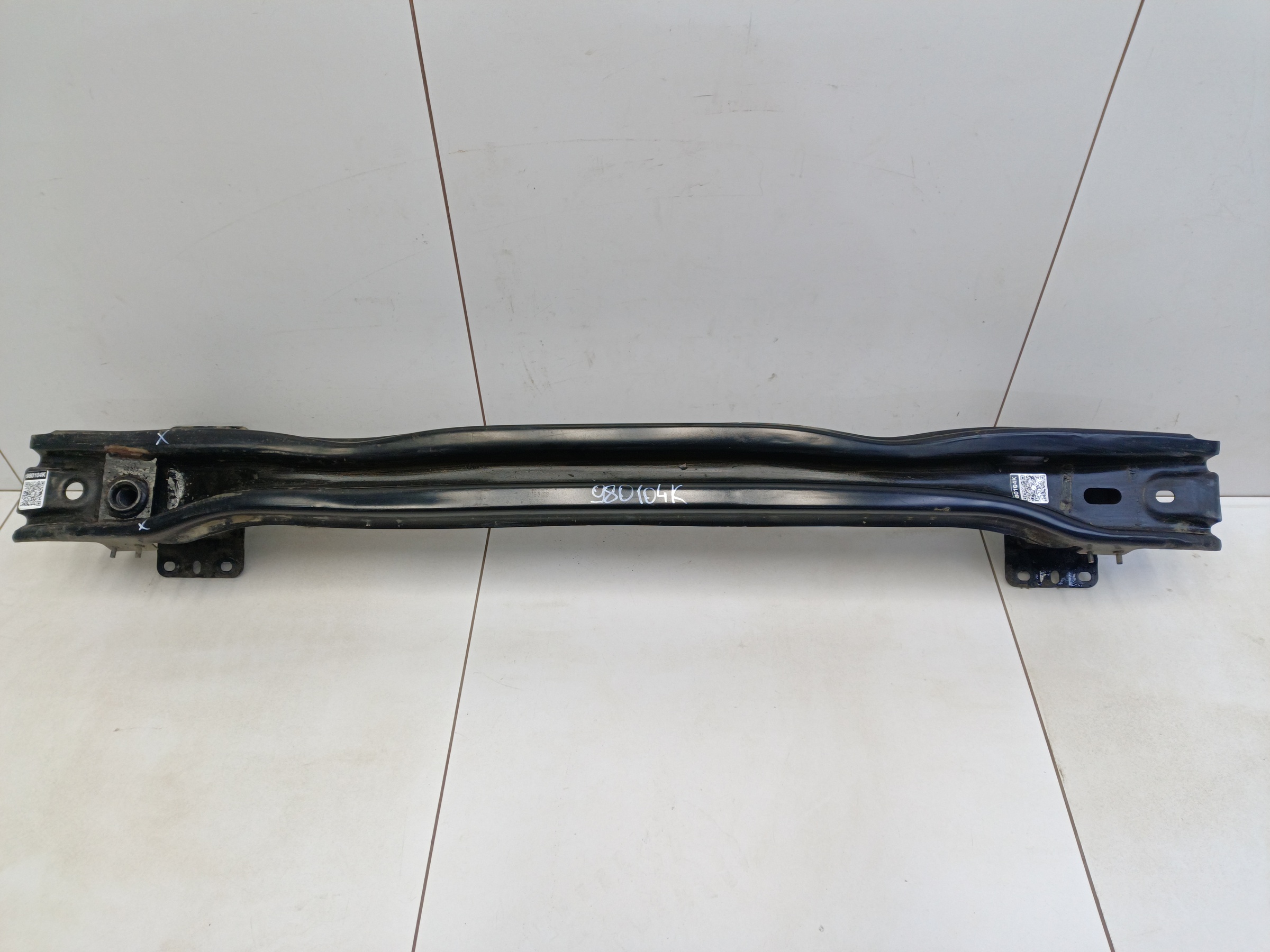 Усилитель заднего бампера Volkswagen Tiguan 2