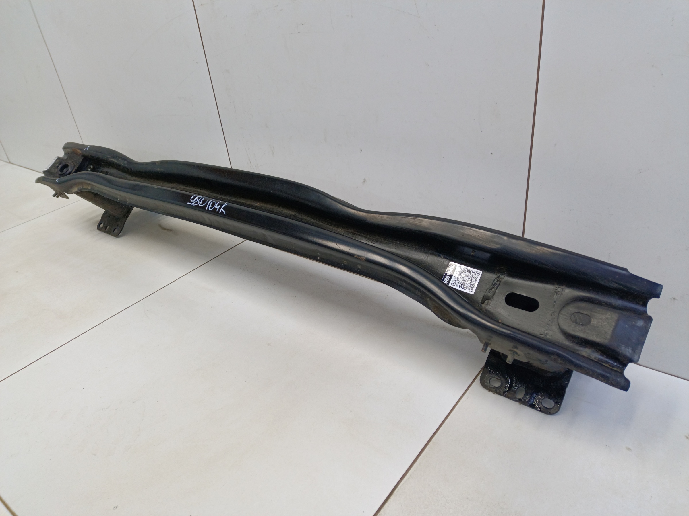 Усилитель заднего бампера Volkswagen Tiguan 2